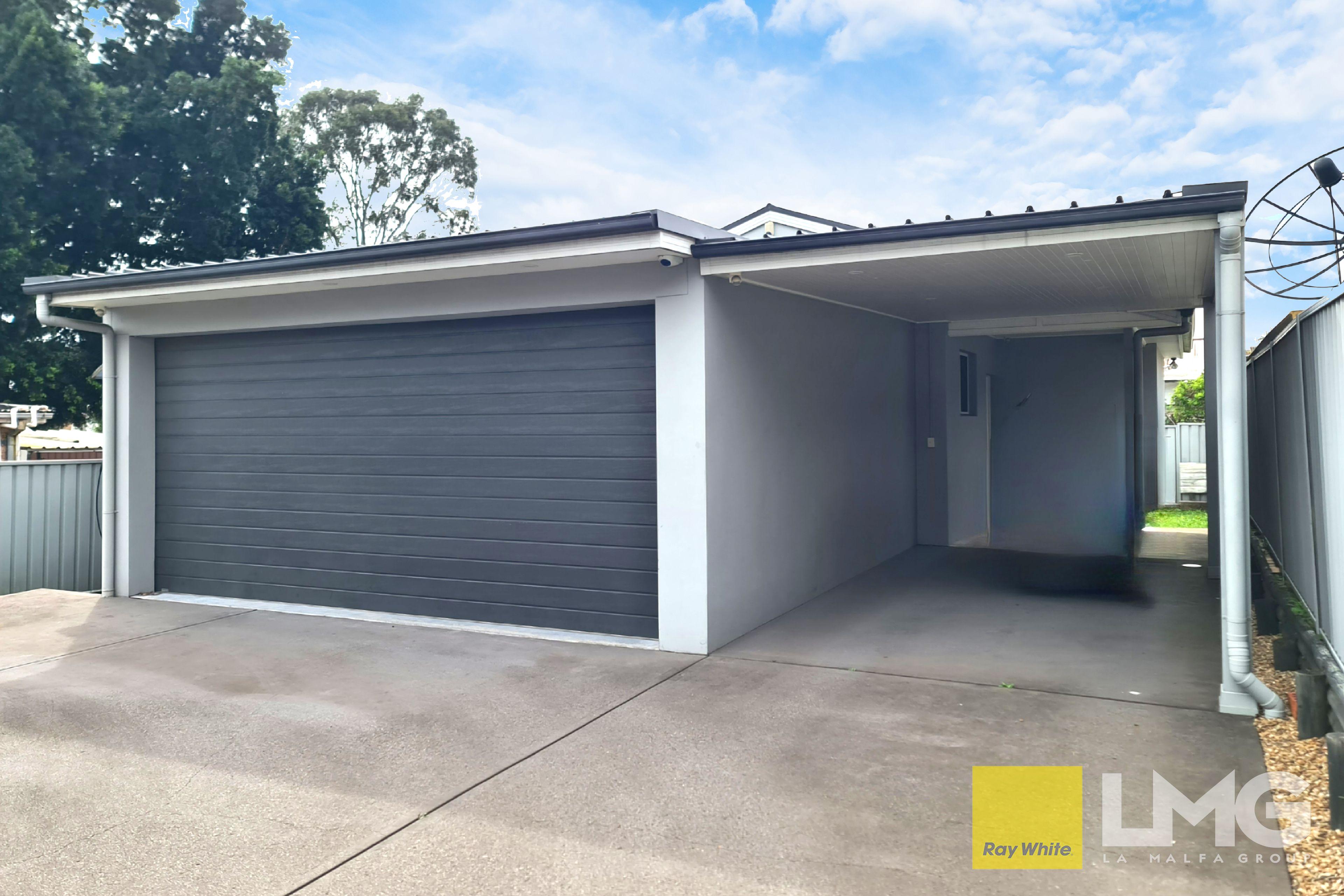 5 BEDROOMS - HOUSE & GRANNY FLAT