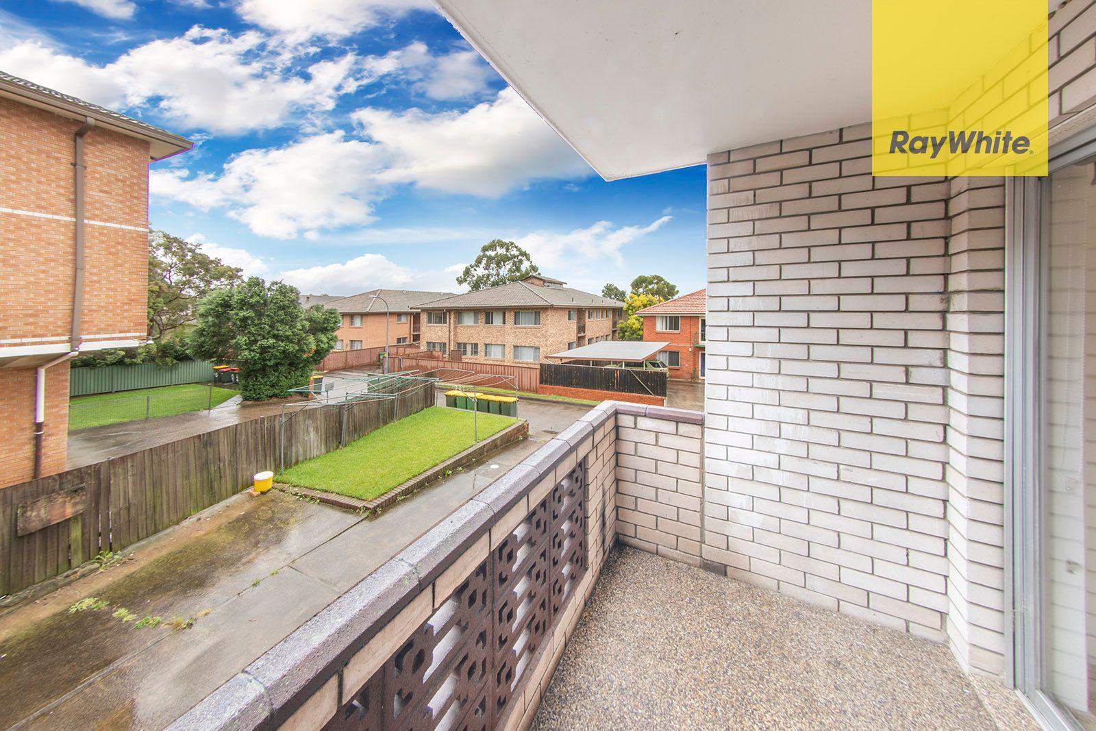 Conveniently Located !!!