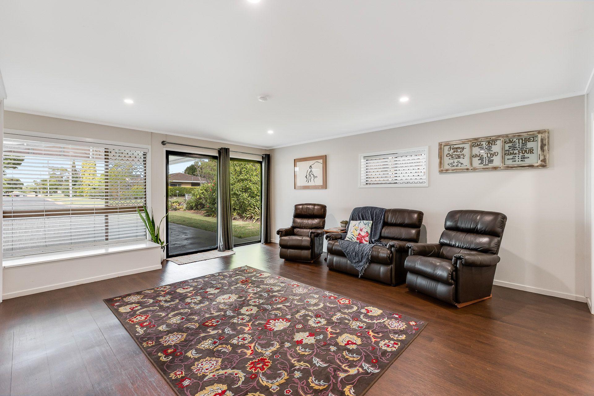 Spacious Family Home in Vibrant Newtown!