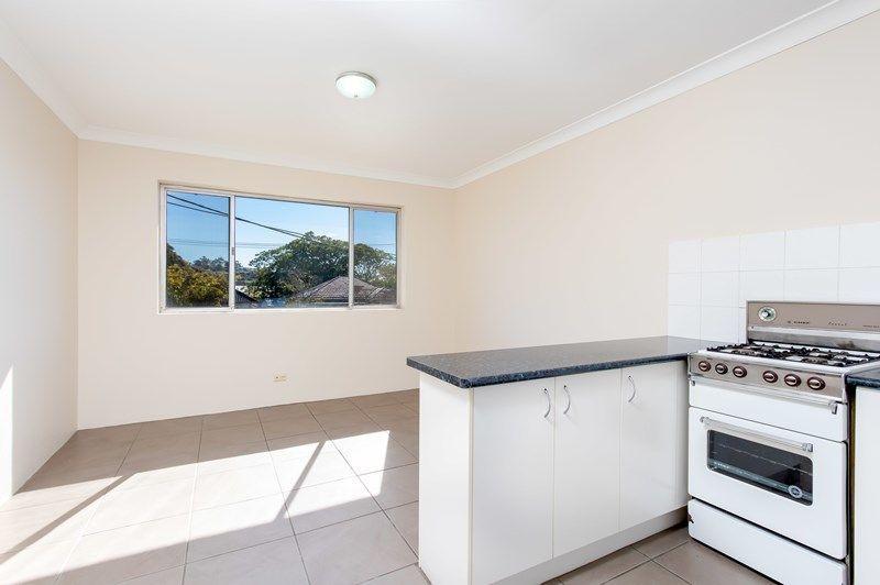 Prop-GPT: Unit: QLD Mount Gravatt East, QLD 4122 Home For Rent