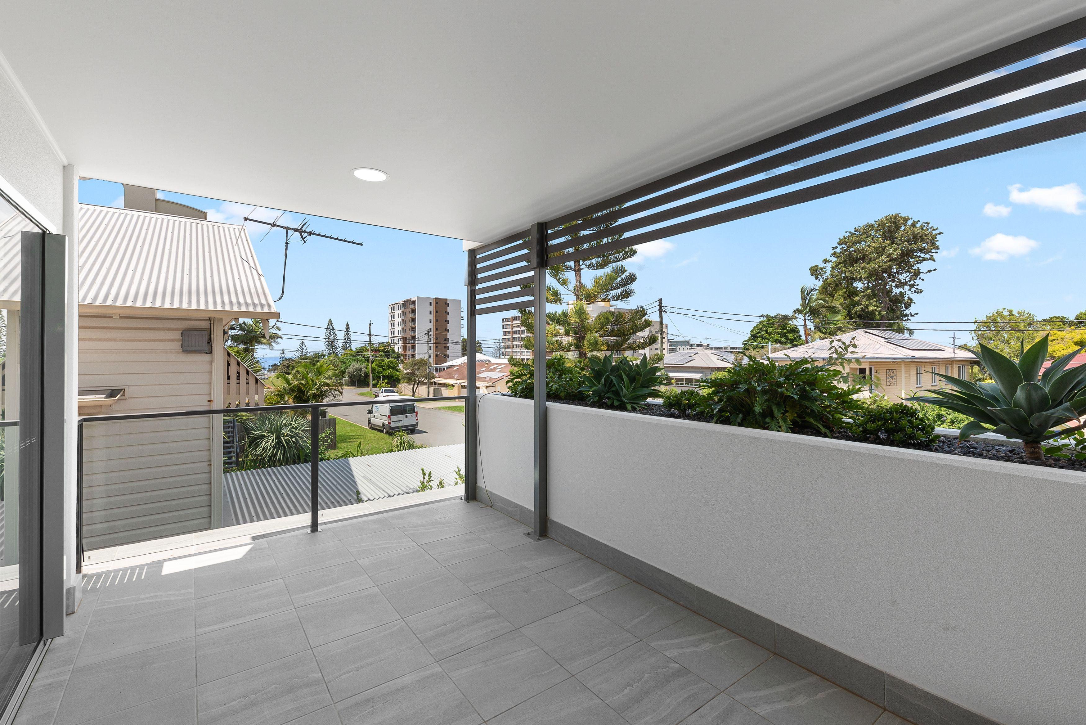 Modern 3-Bedroom Apartment in the Heart of Redcliffe