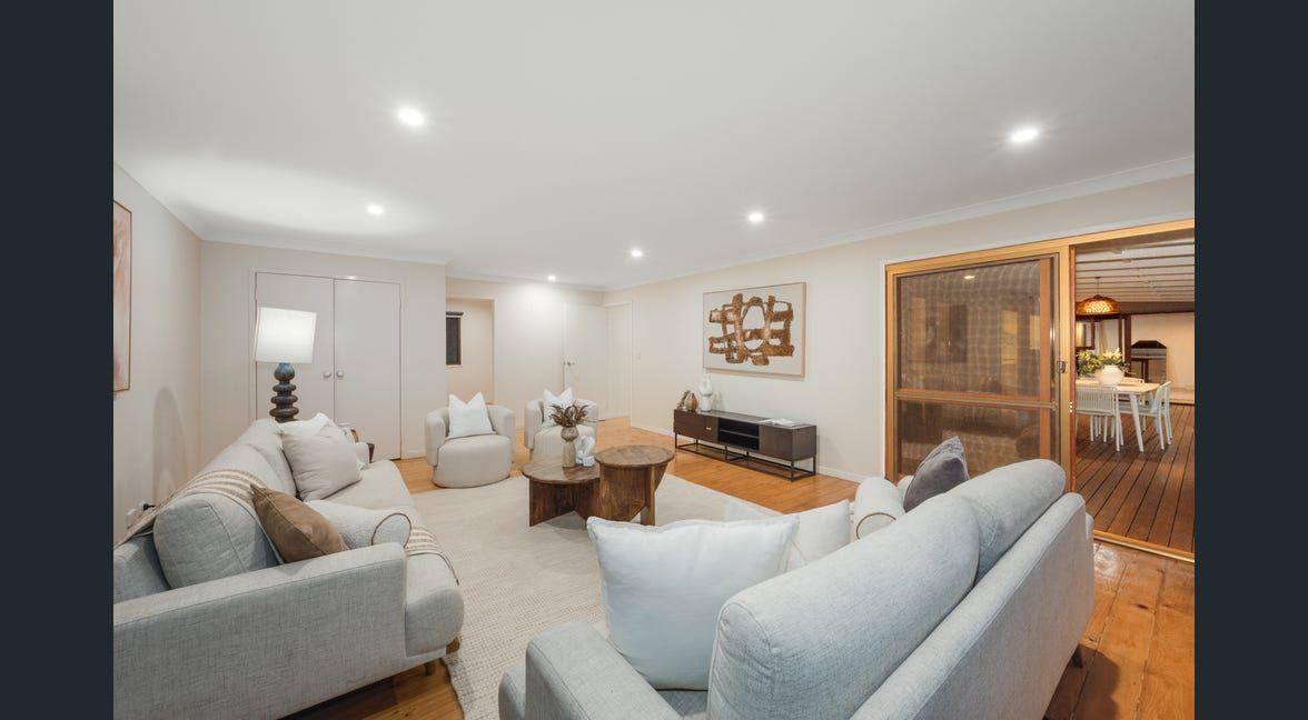 Stunning Family Retreat in Indooroopilly