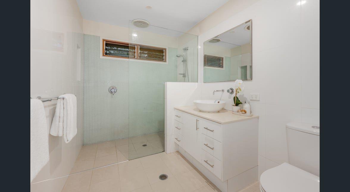 Stunning Family Retreat in Indooroopilly