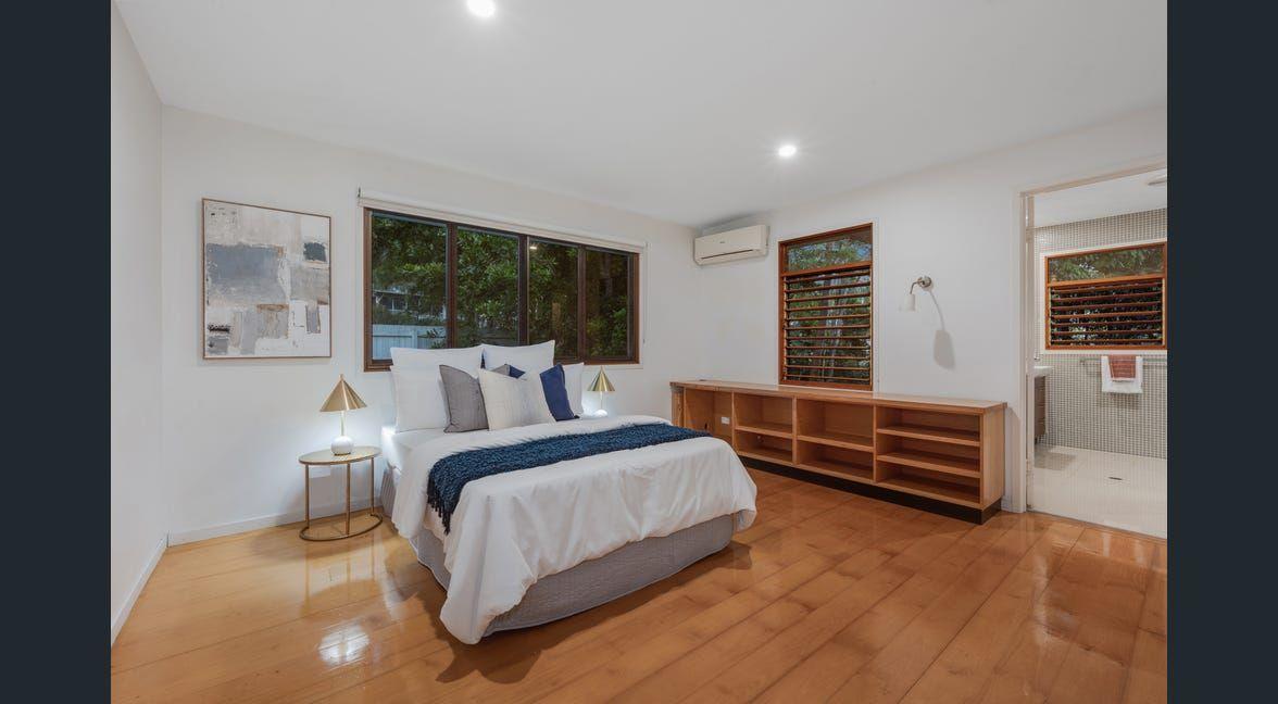 Stunning Family Retreat in Indooroopilly