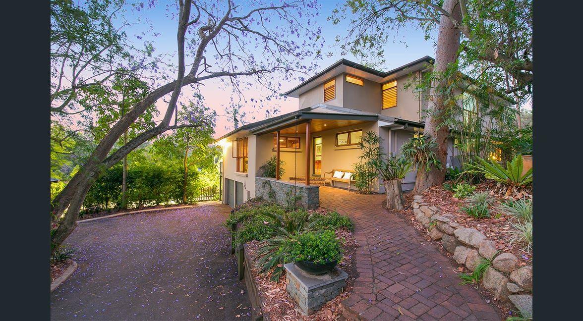 Stunning Family Retreat in Indooroopilly