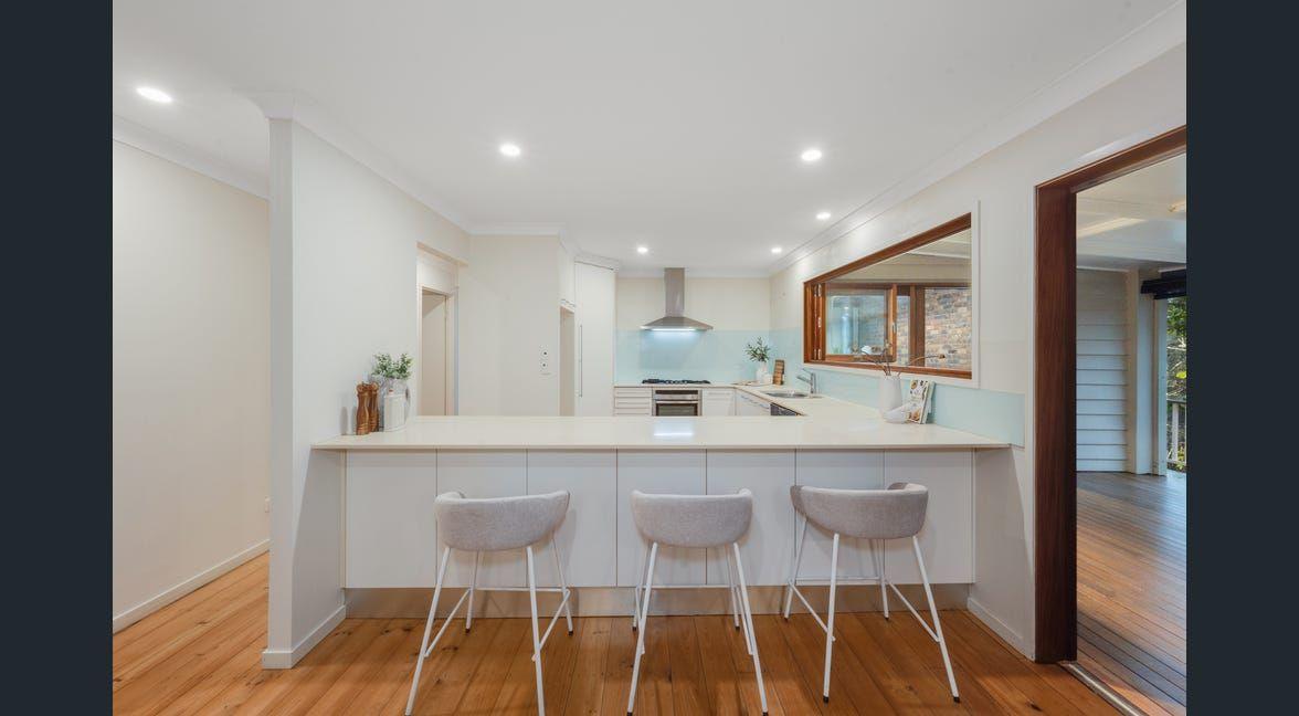 Stunning Family Retreat in Indooroopilly