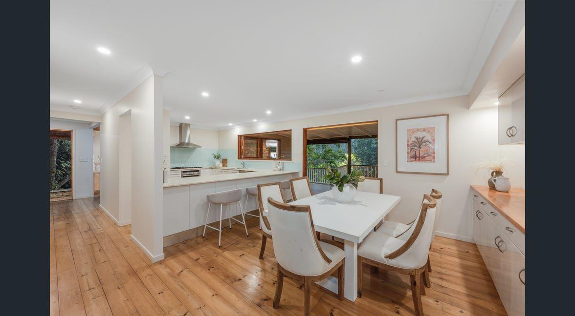 Stunning Family Retreat in Indooroopilly