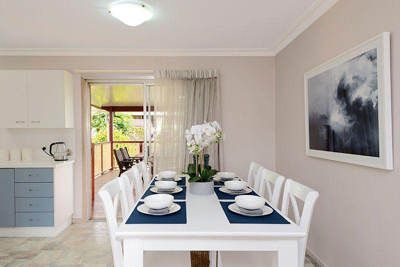 Downstairs Rumpus - Large Family Home - Mansfield State High Catchment