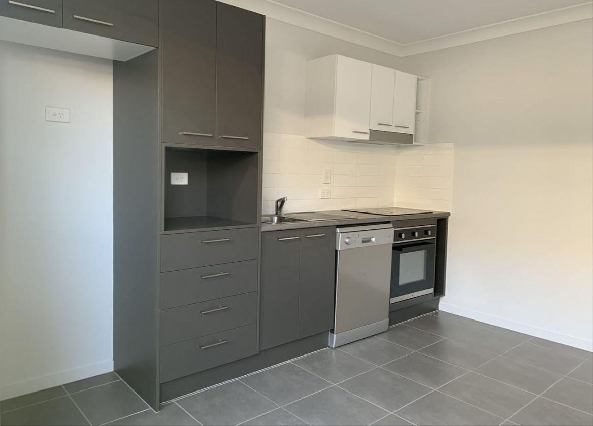 Cozy Modern duplex for rent located in Morayfield