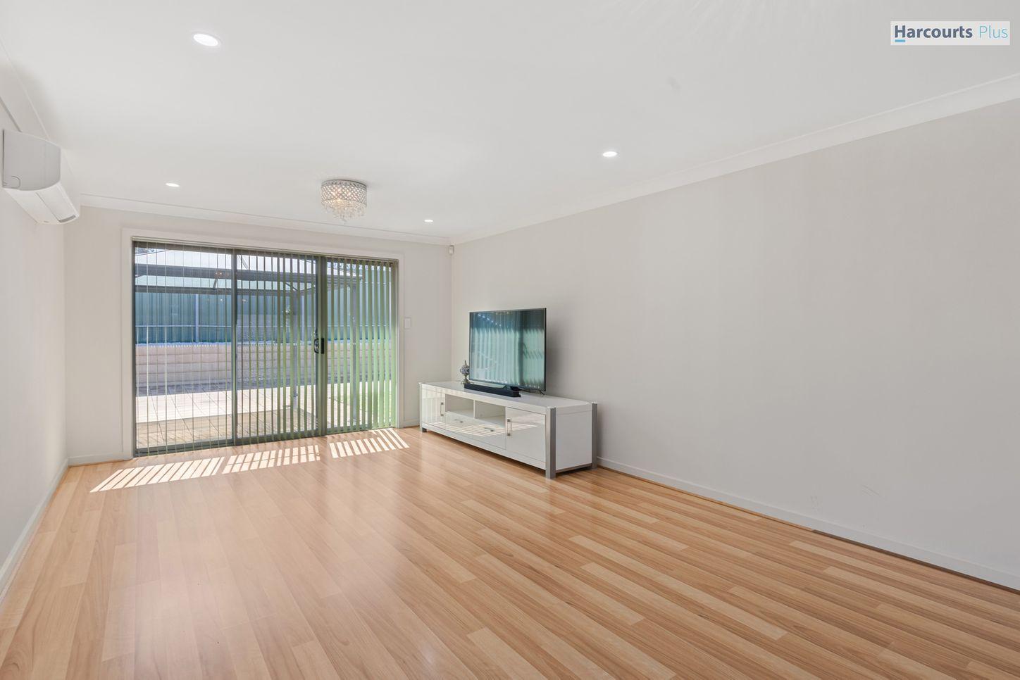 25 Seaway Road, HALLETT COVE, SA 5158 - House for Rent - harcourts.net