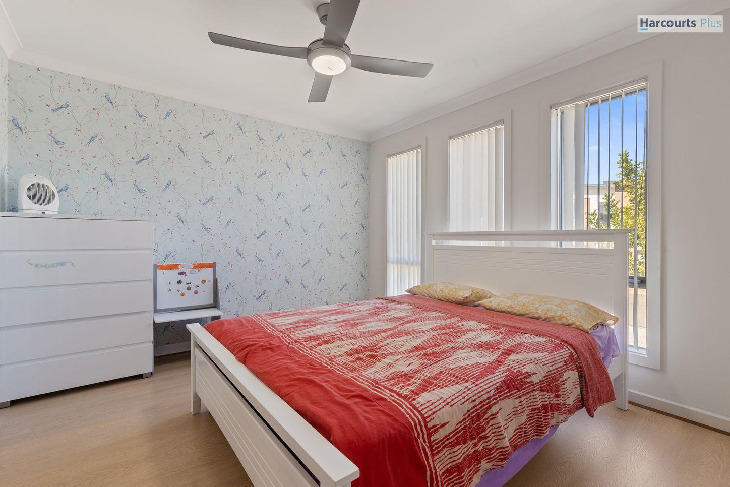 25 Seaway Road, HALLETT COVE, SA 5158 - House for Rent - harcourts.net