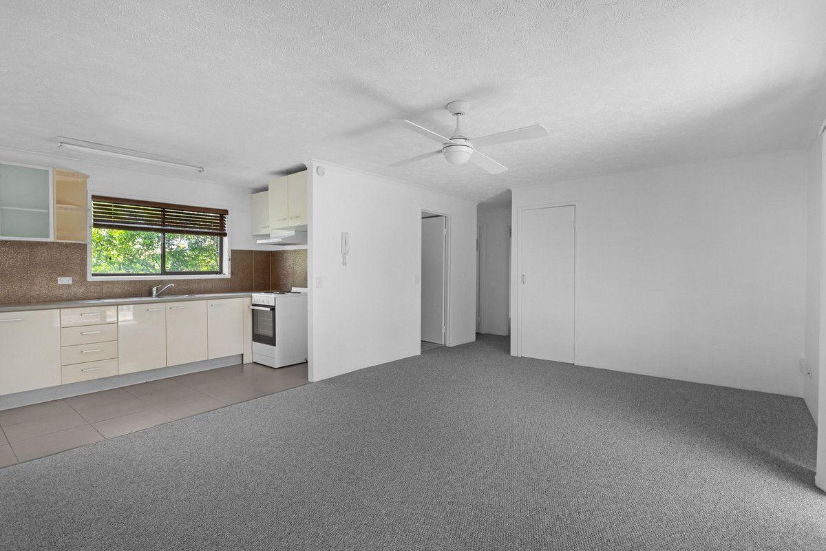 4/8 Baker Avenue, Labrador, QLD 4215 - Apartment for Rent - harcourts.net