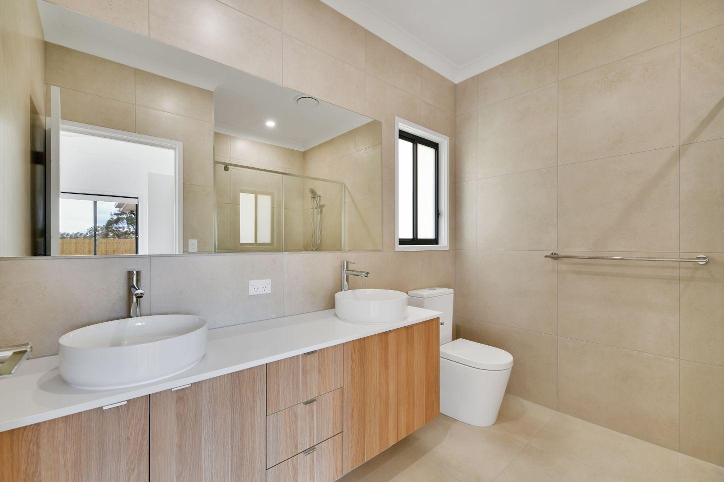 1/2 Tetragona Drive, ARANA HILLS, QLD 4054 - House for Rent - harcourts.net