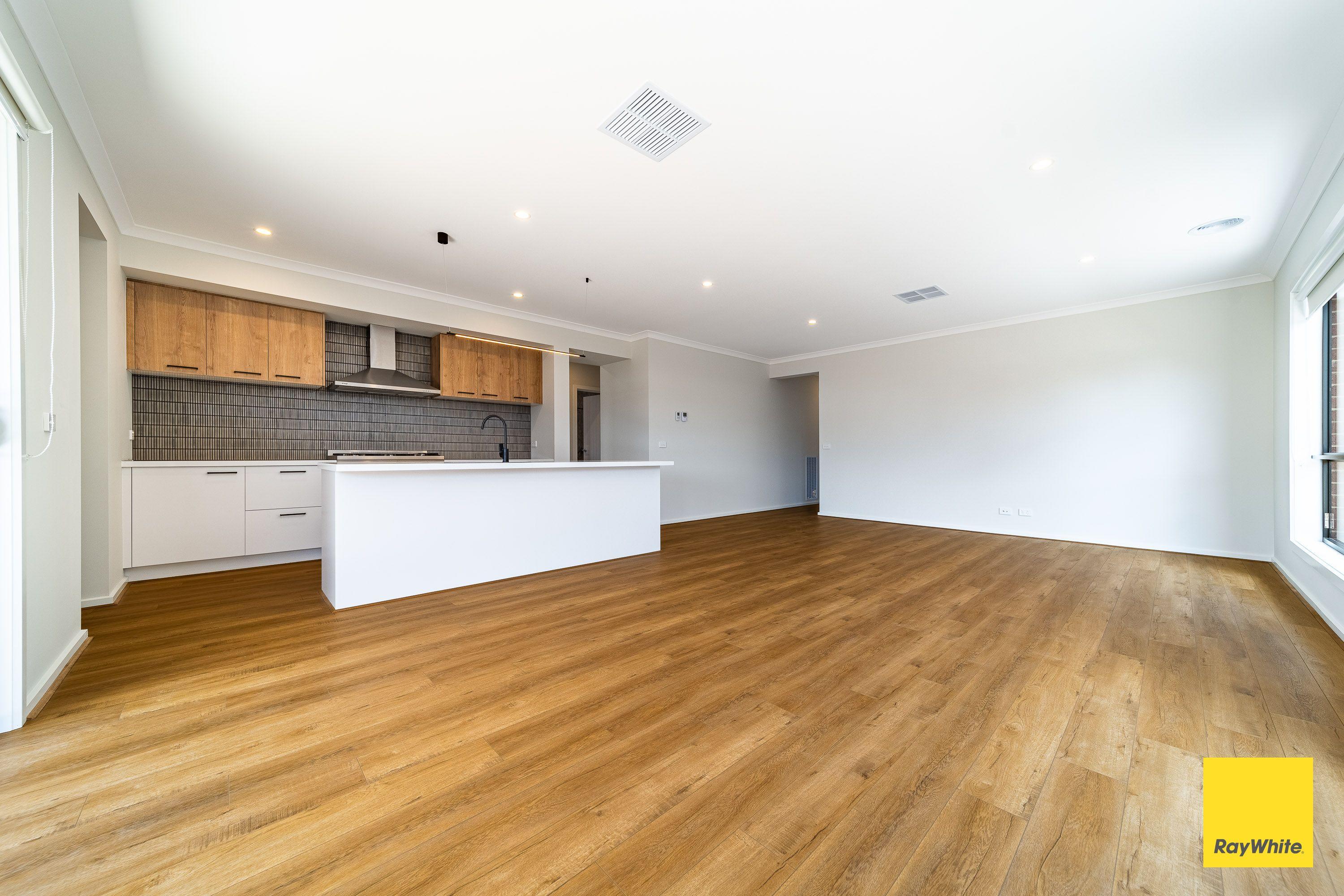 Stunning 4 Bedroom Home in Jackass Flat