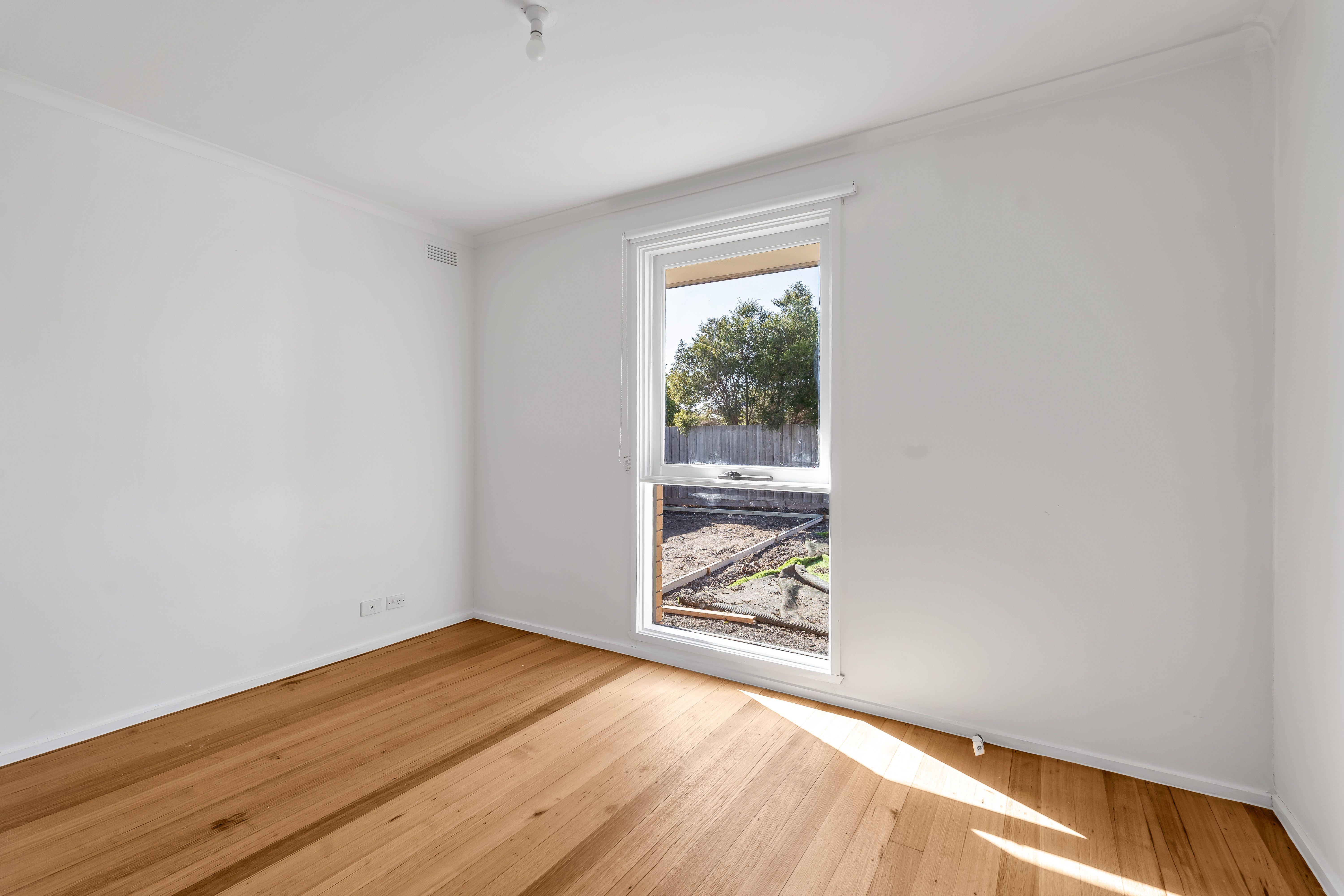 HOME FOR RENT IN THE HEART OF HOPPERS CROSSING