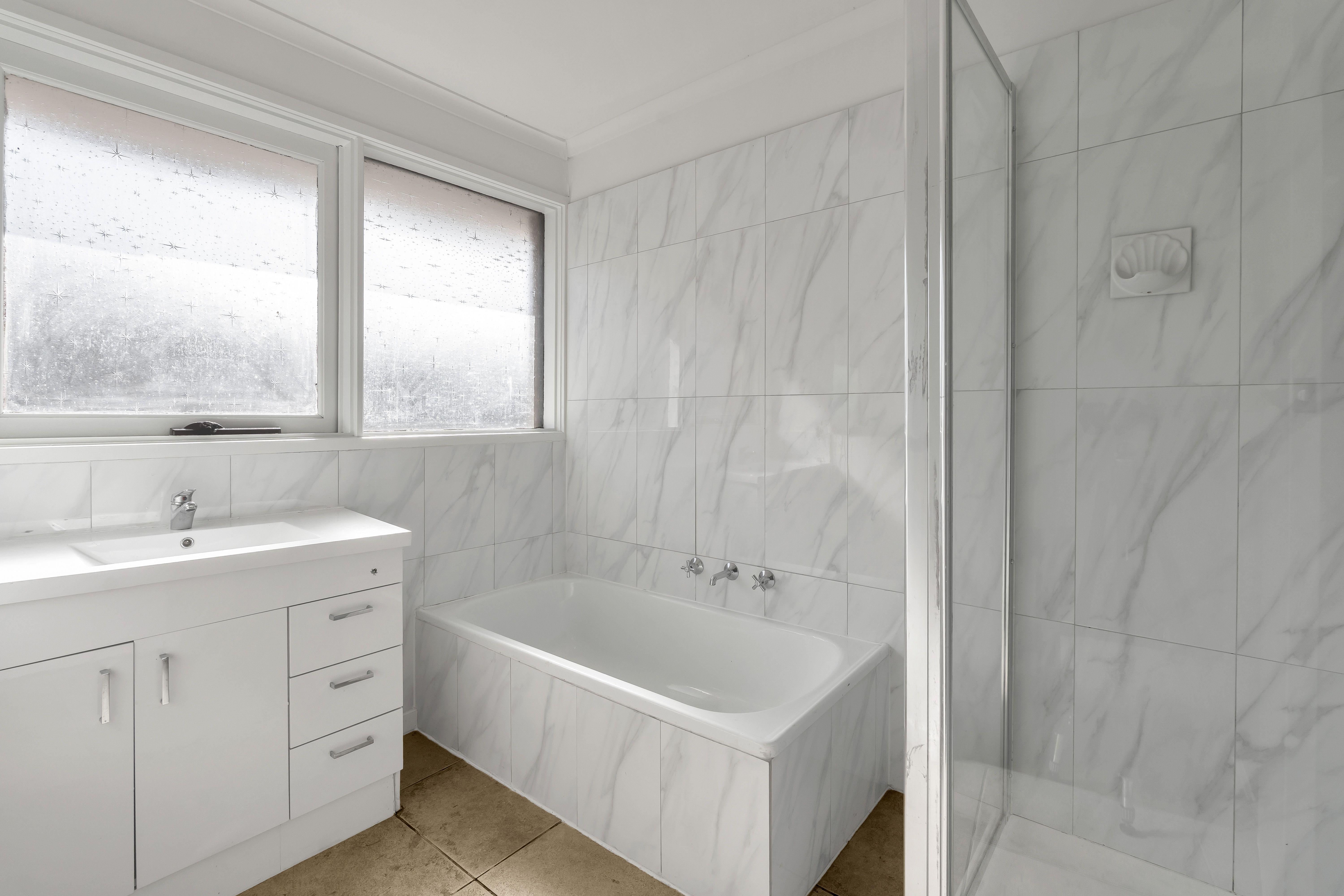 HOME FOR RENT IN THE HEART OF HOPPERS CROSSING