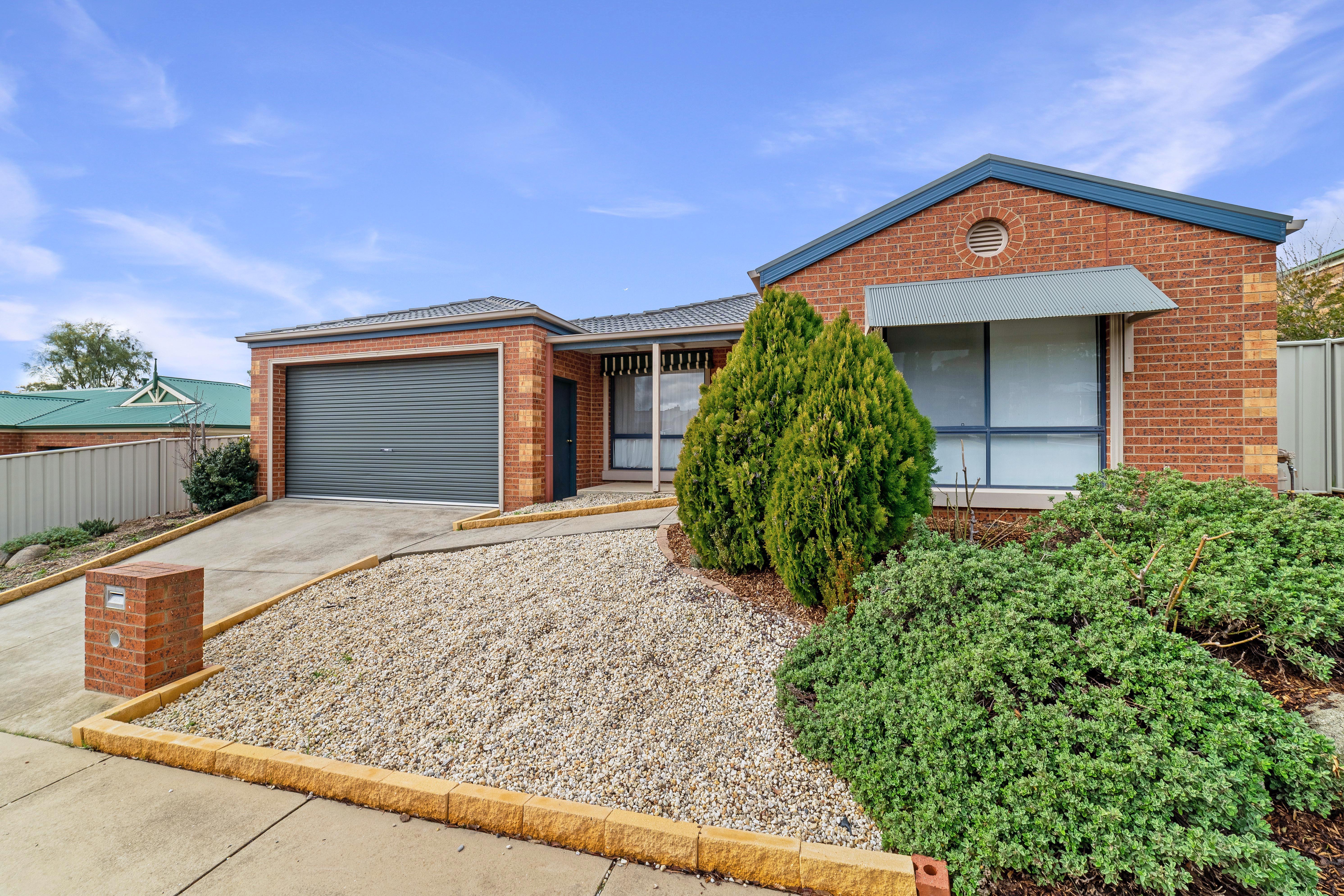Prop-GPT: House: VIC Kangaroo Flat, VIC 3555 Home For Rent