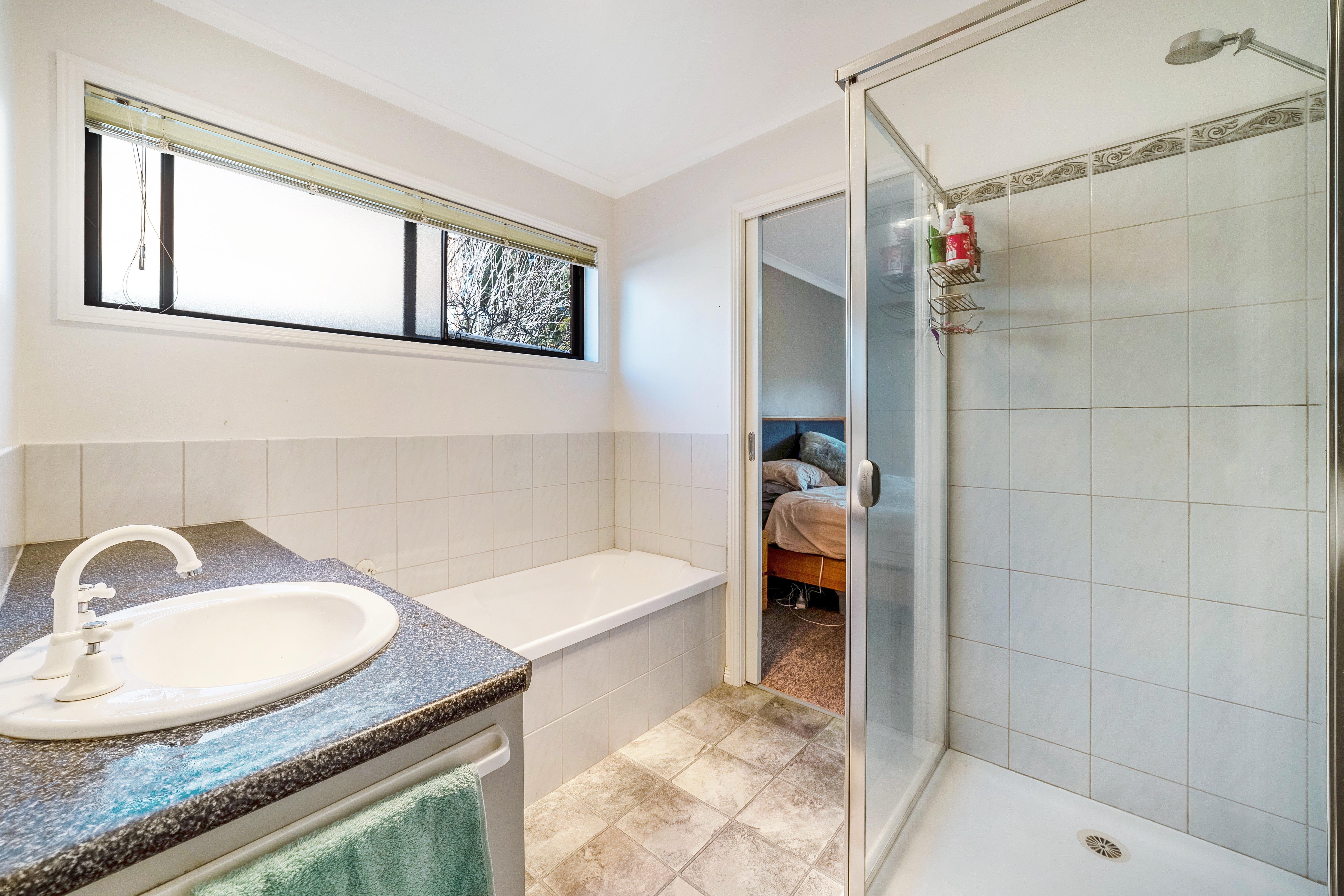 Well Presented 3 bedroom home in much sought after Kangaroo Flat