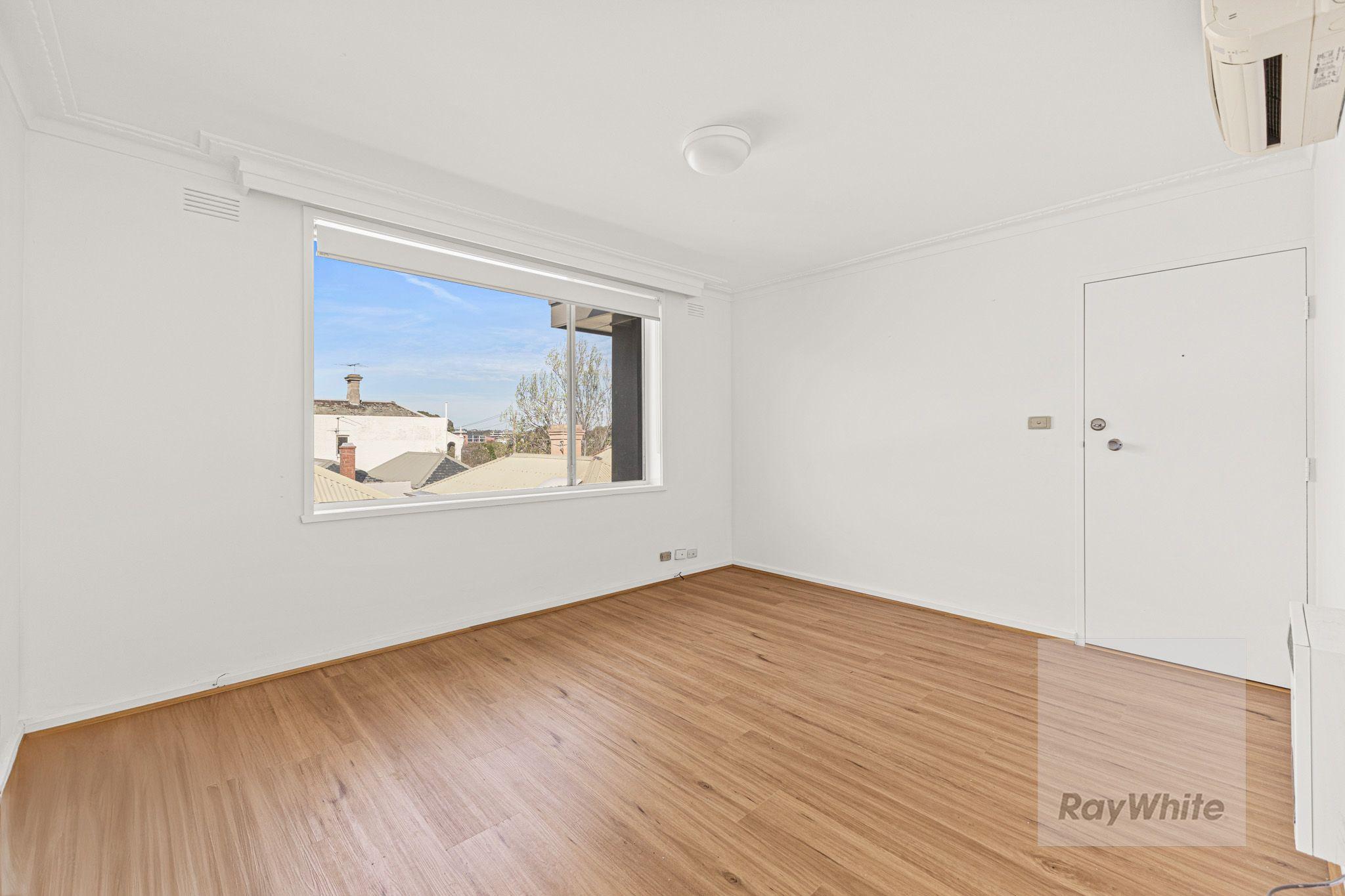 Renovated Gem in Heart of Hawthorn!