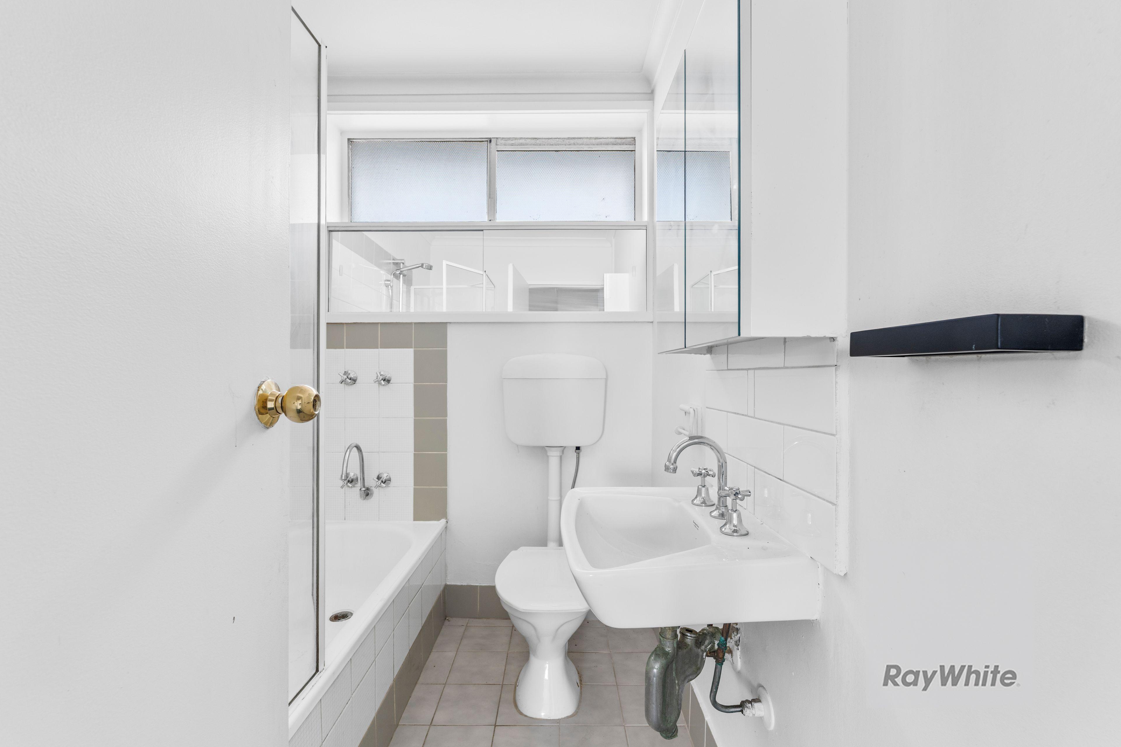 Renovated Gem in Heart of Hawthorn!