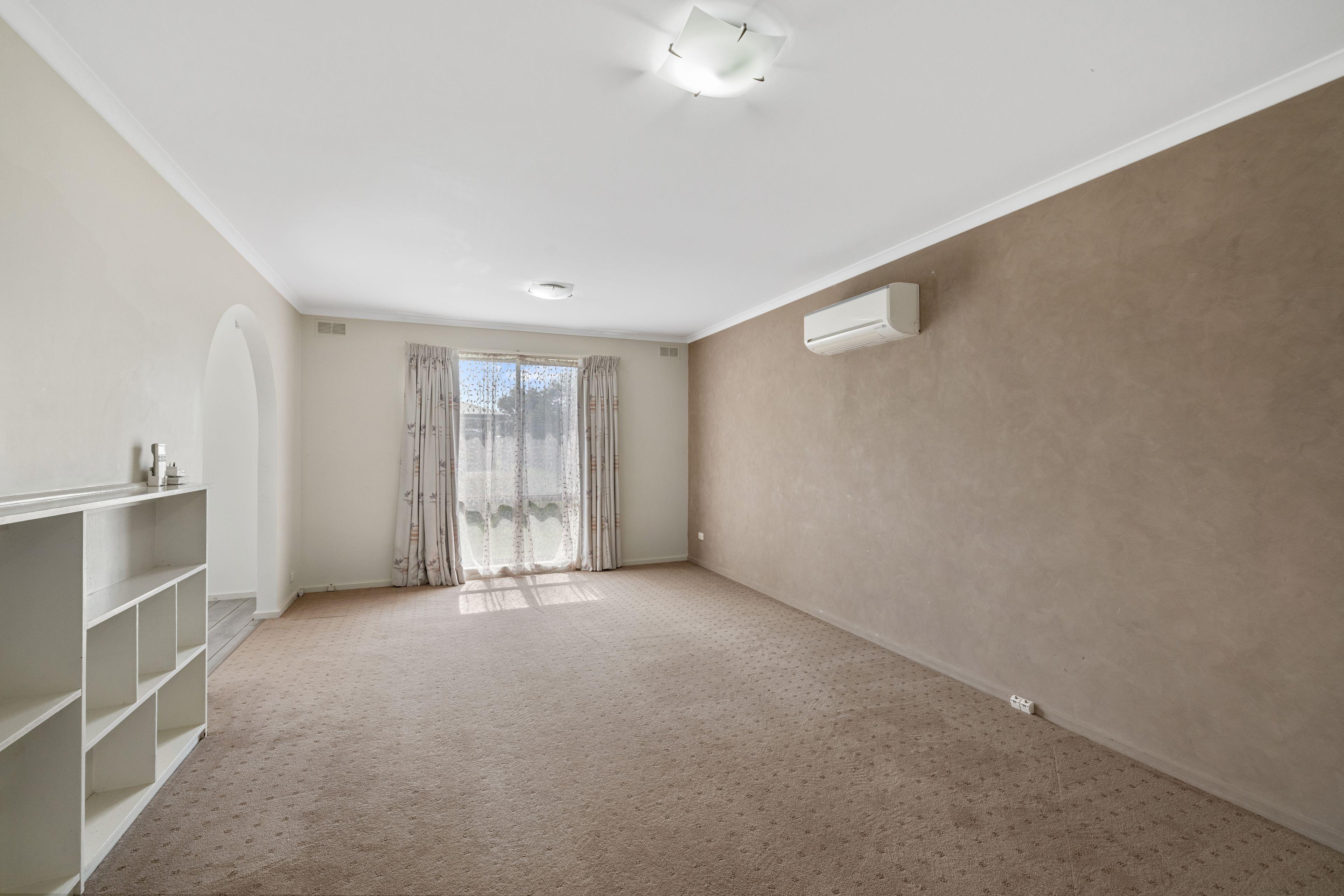 Comfortable & Convenient Living in a Prime Location