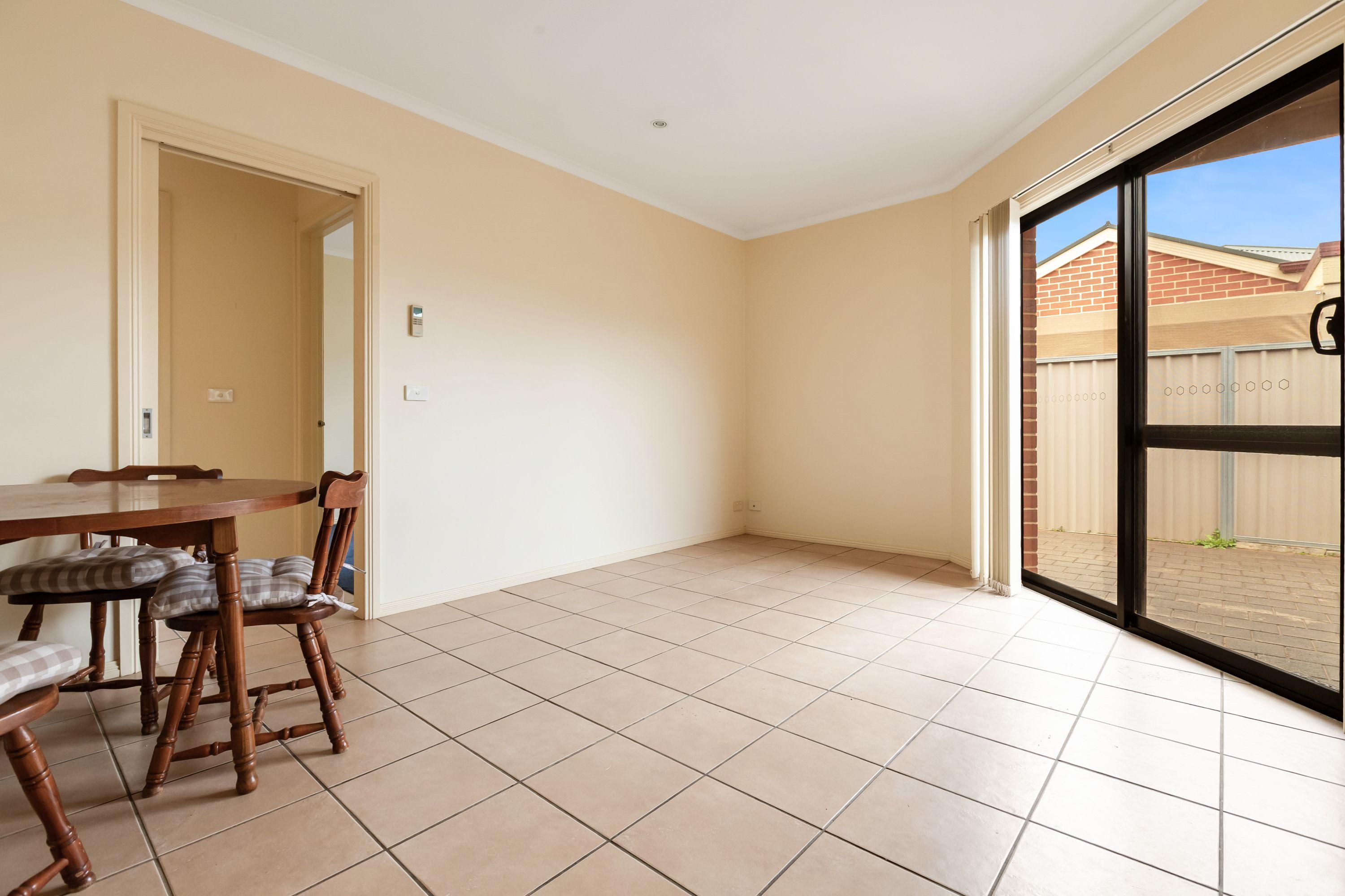 Spacious Unit
