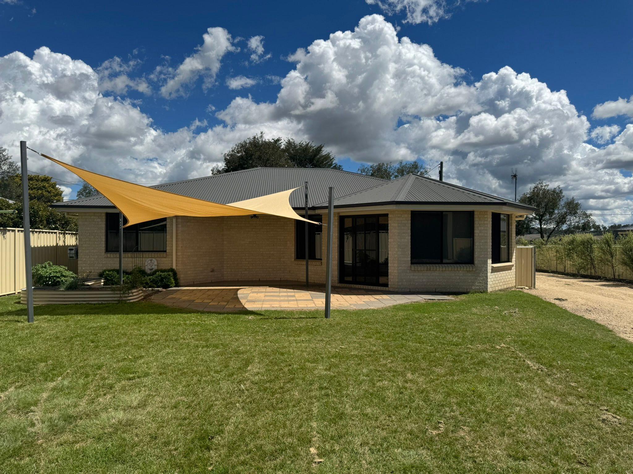 House for Rent: Glen Innes, NSW 2370, NSW, 2370