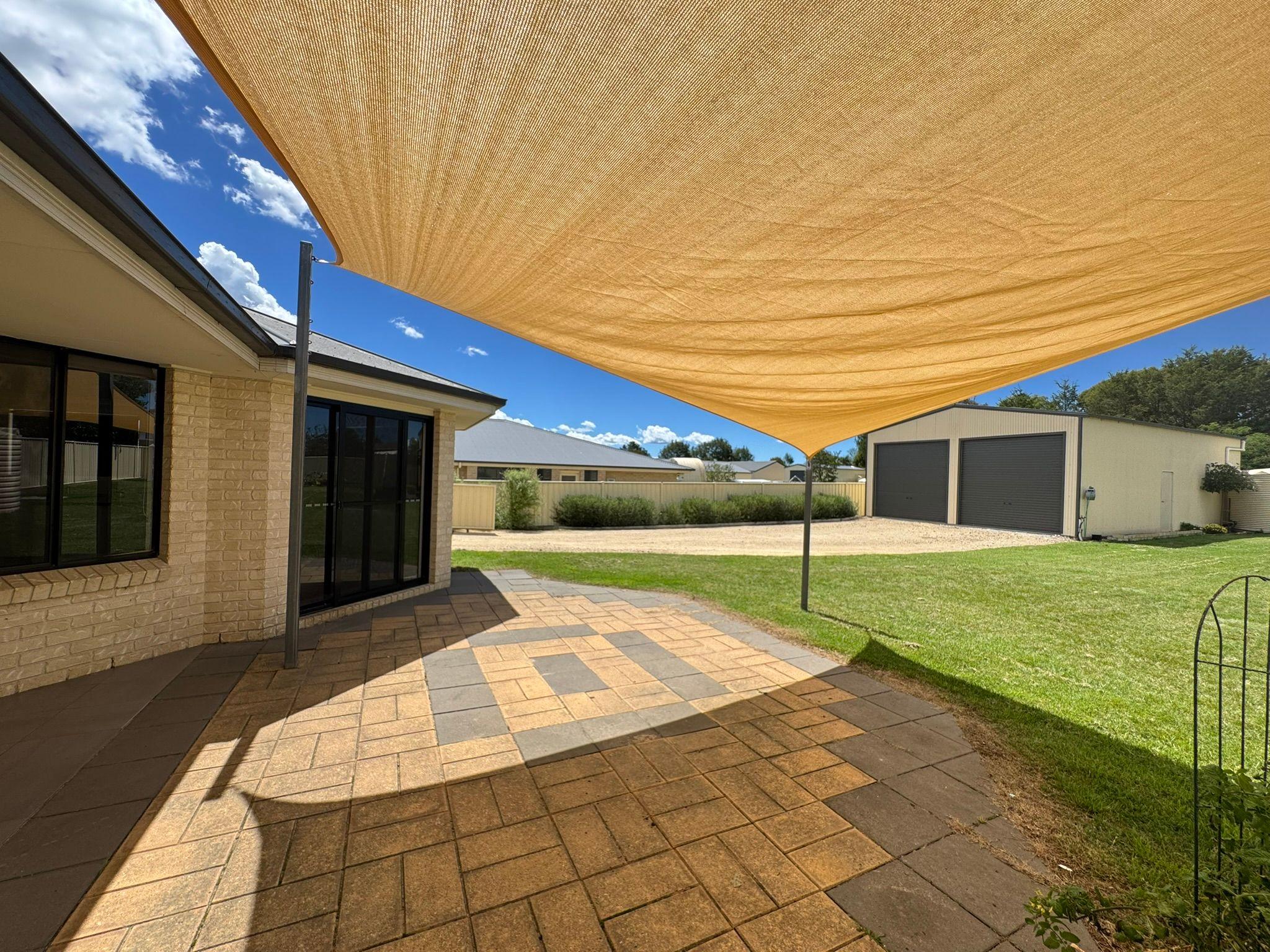 House for Rent: Glen Innes, NSW 2370, NSW, 2370