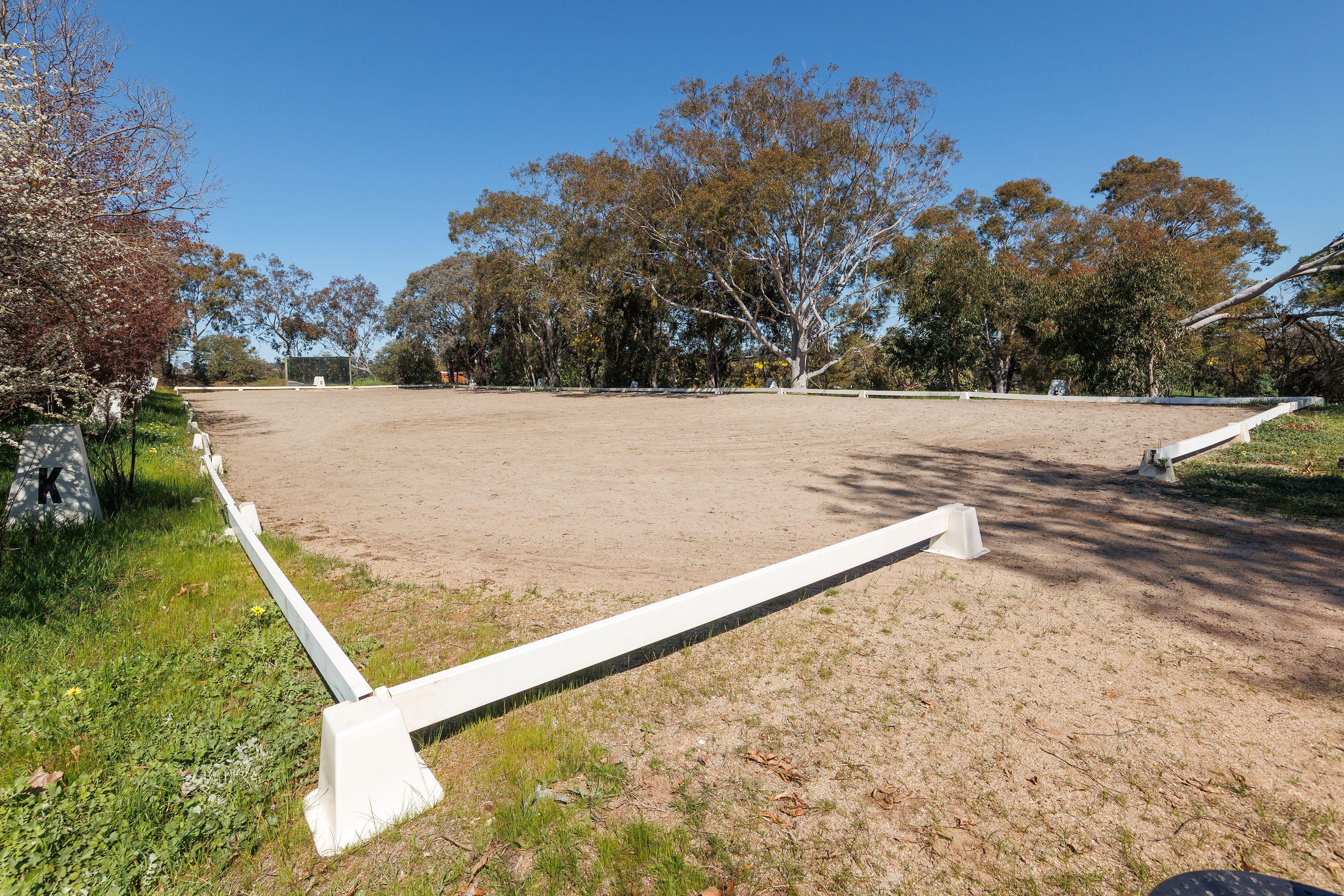 Unique Table Top property with endless potential