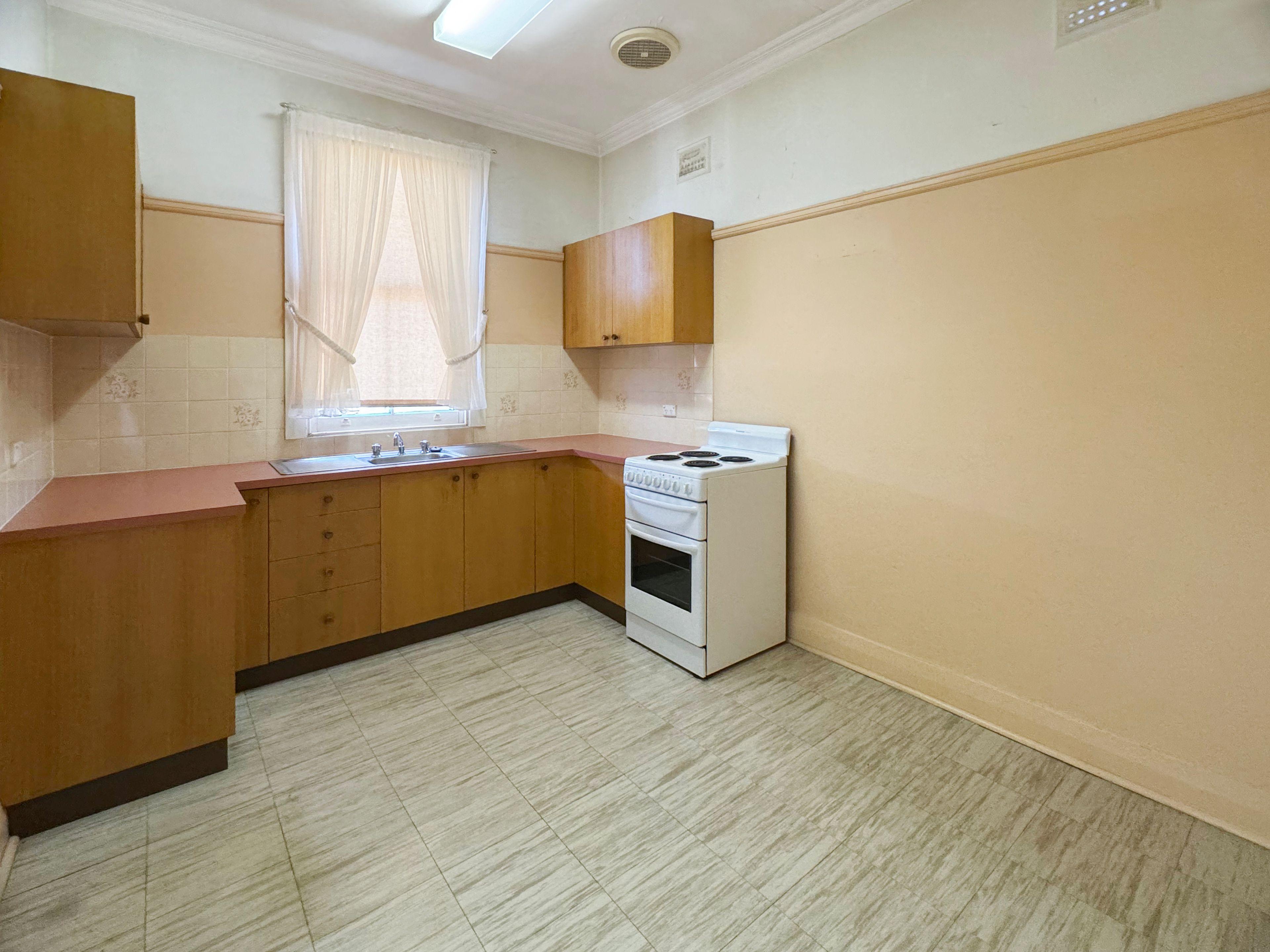 Central Location Upstairs Unit