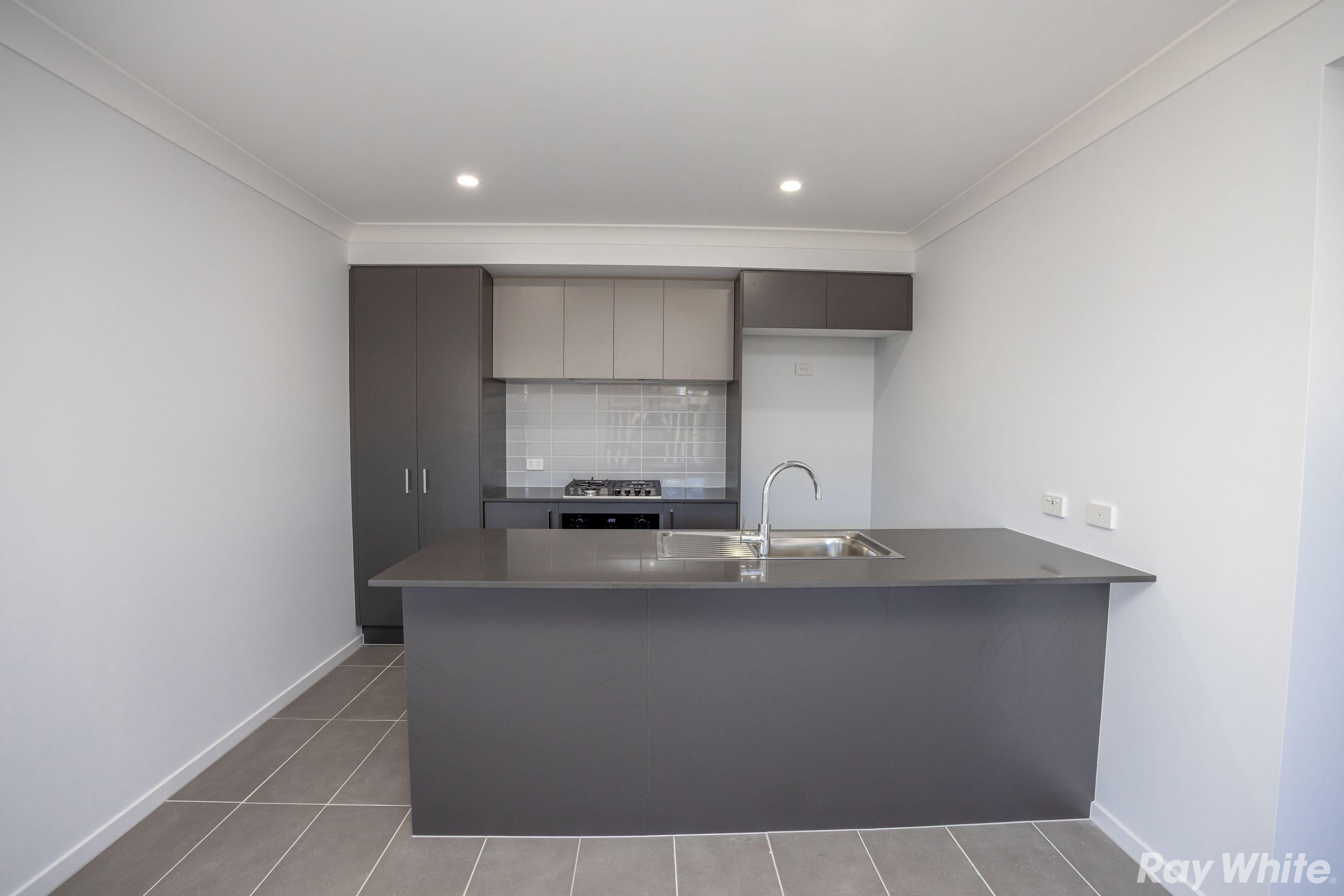 BEAUTIFUL NEW DUPLEX!!
