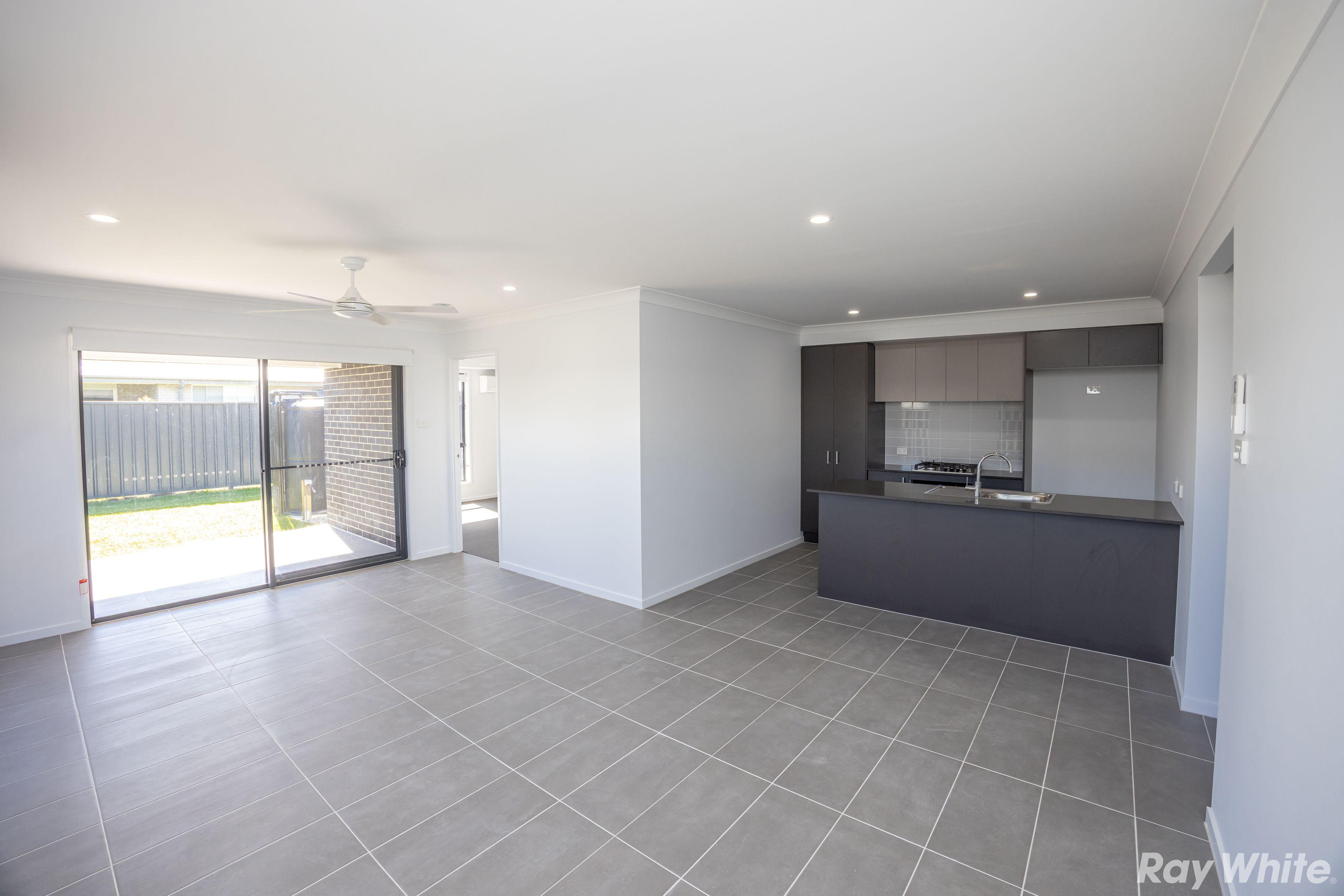 BEAUTIFUL NEW DUPLEX!!