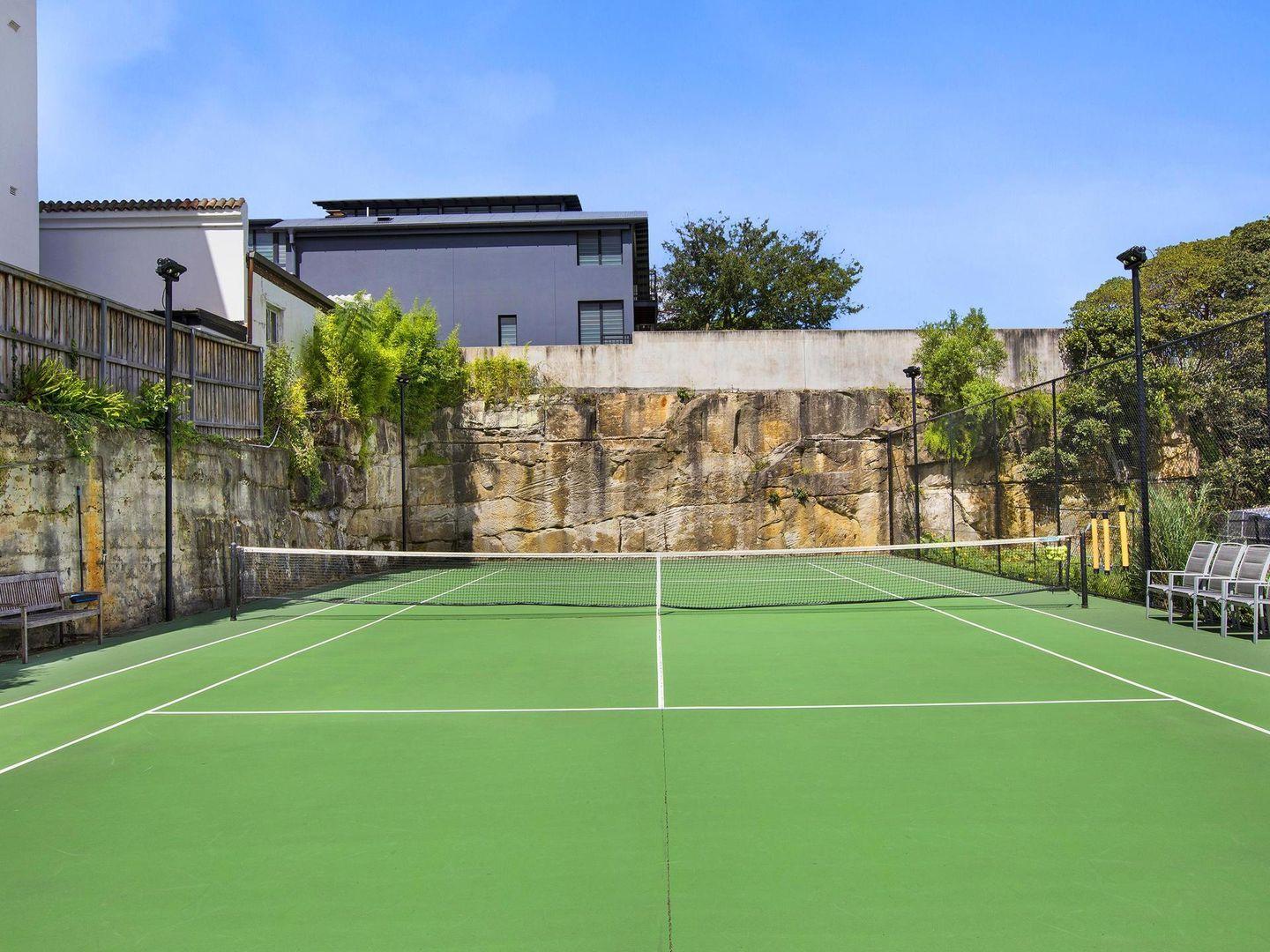 Ideal Family Home With Tennis Court and Pool