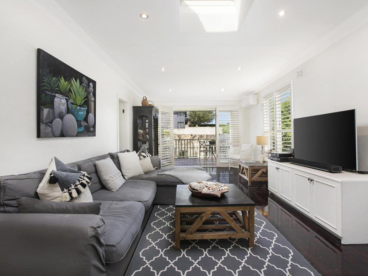 Ideal Family Home With Tennis Court and Pool