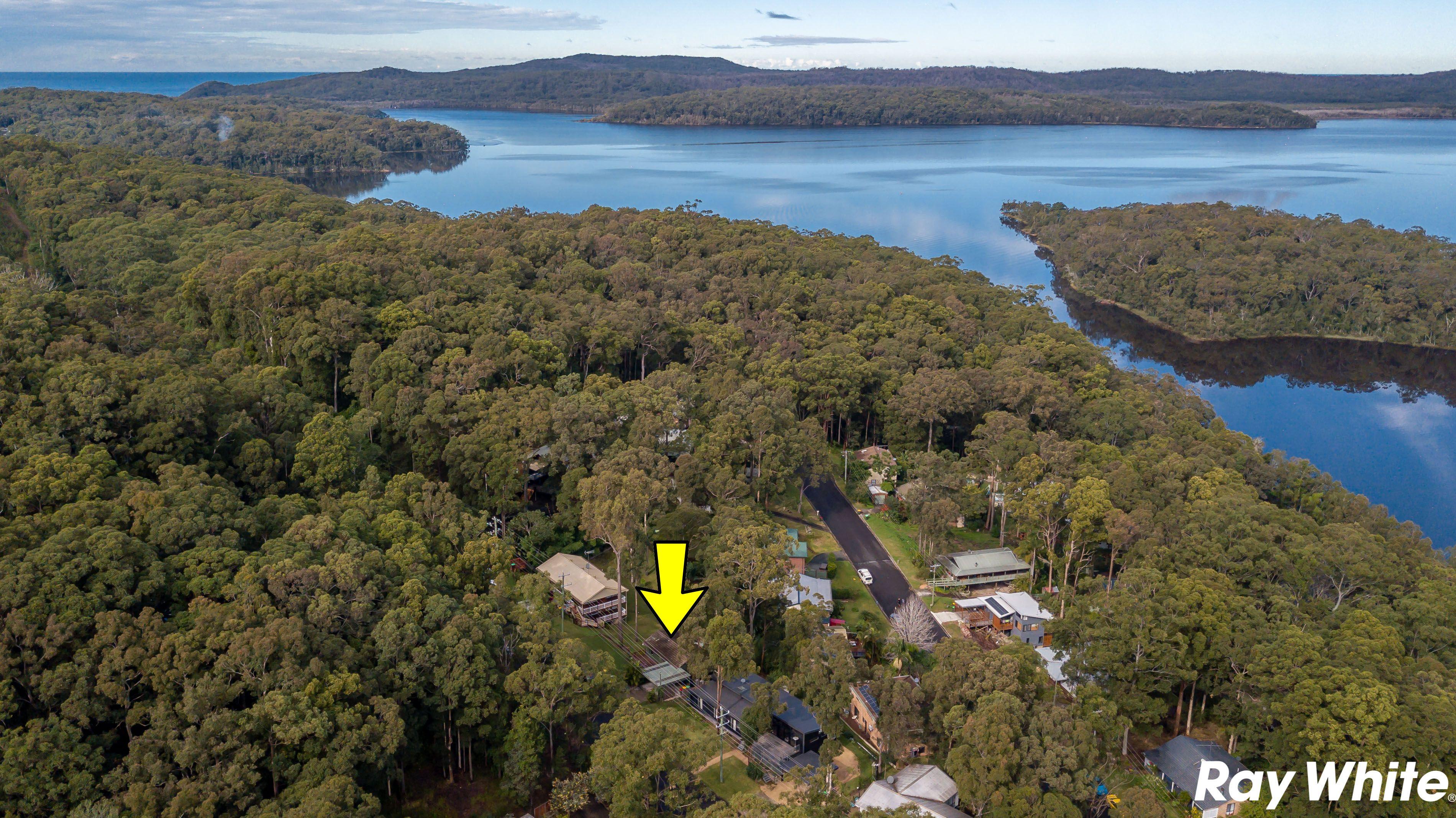 IDYLLIC  PLACE TO CALL HOME IN TARBUCK BAY