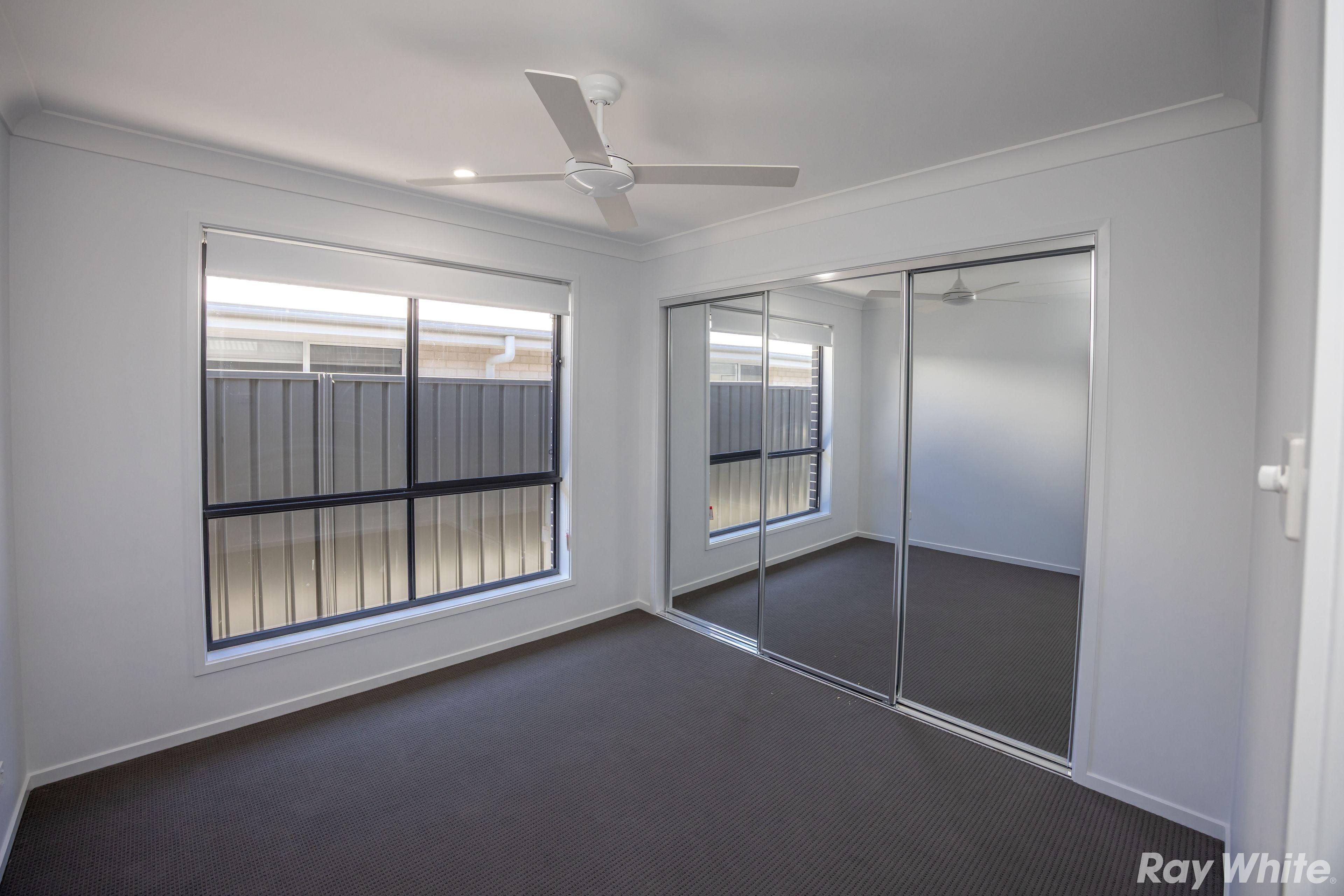 BRAND NEW 4 BEDROOM DUPLEX!!