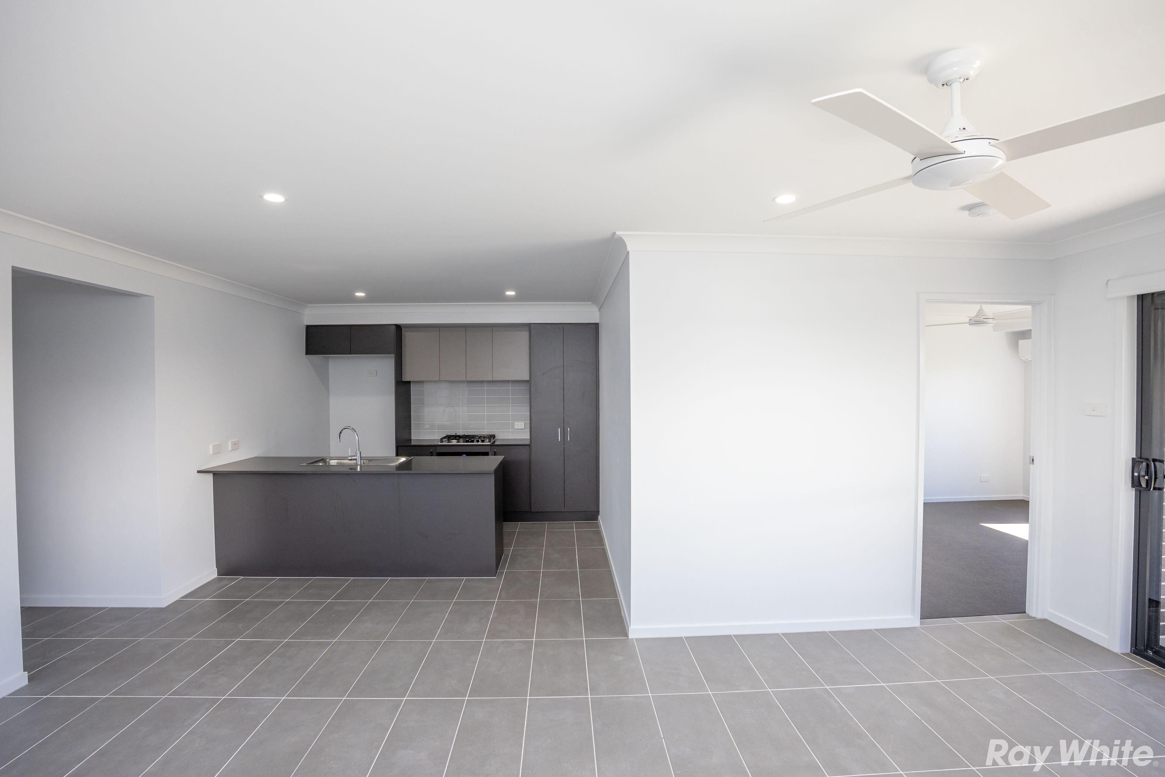 BRAND NEW 4 BEDROOM DUPLEX!!