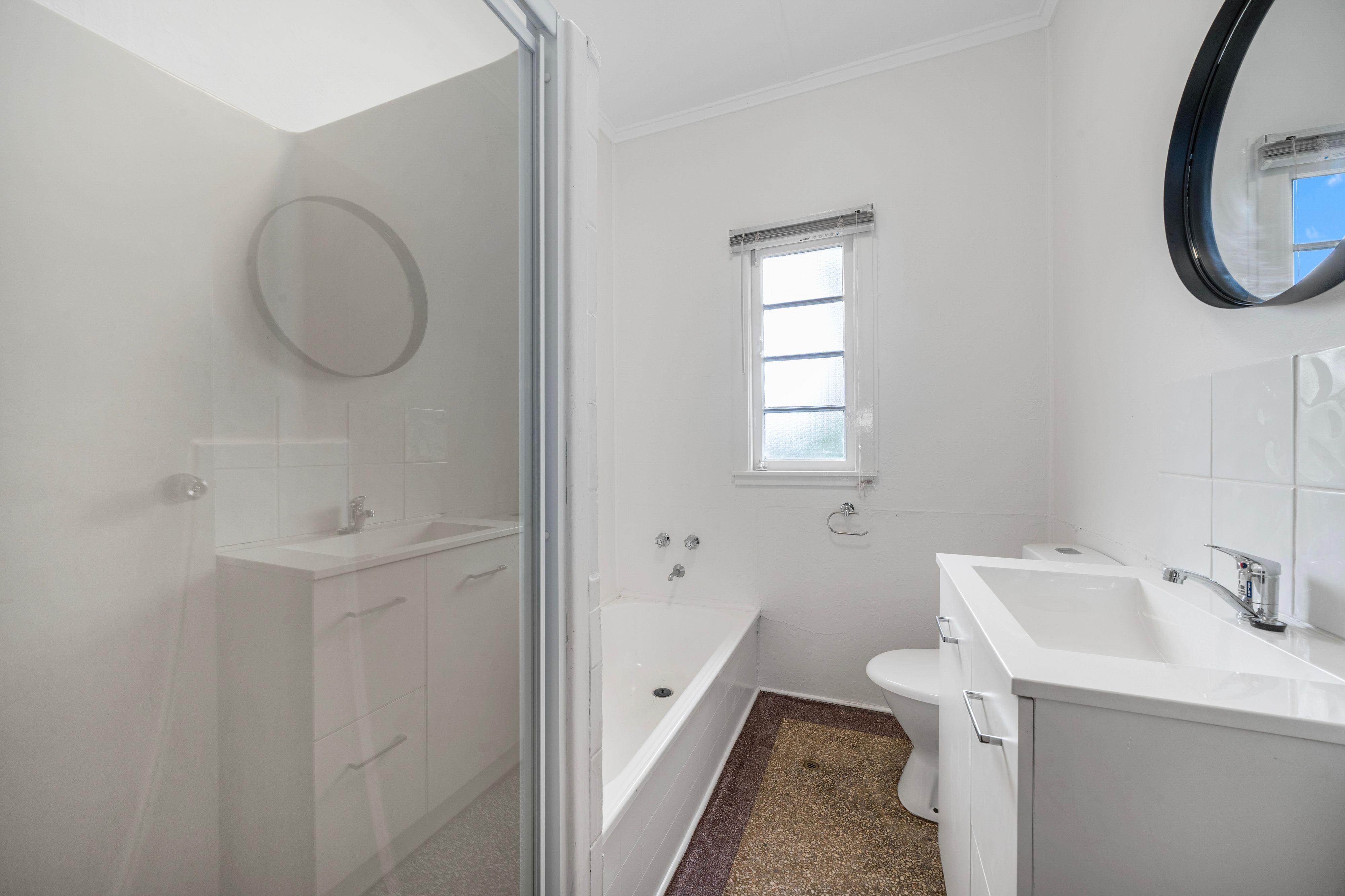 RENOVATED - 3 Bedroom Home in Mount Gravatt