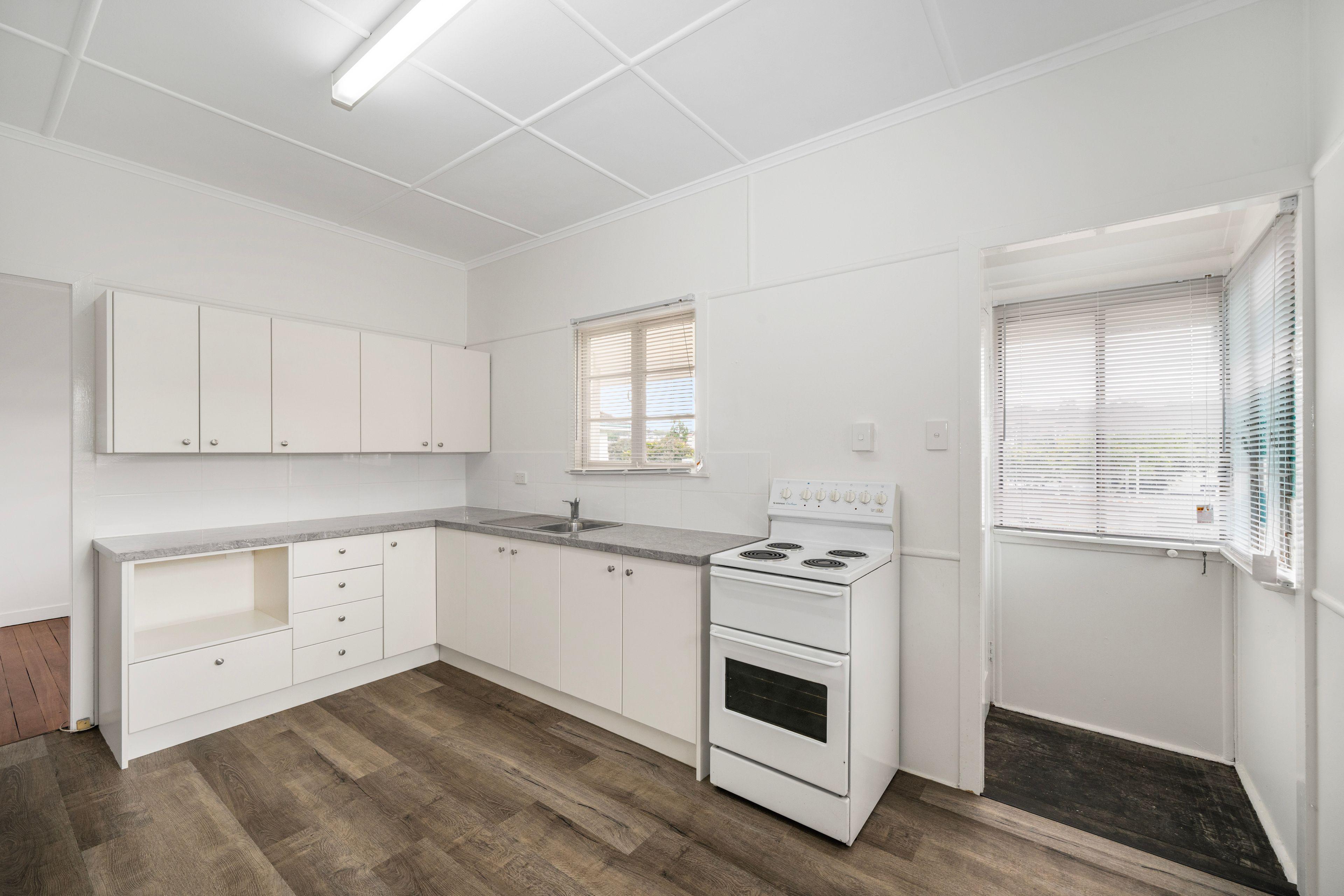 RENOVATED - 3 Bedroom Home in Mount Gravatt
