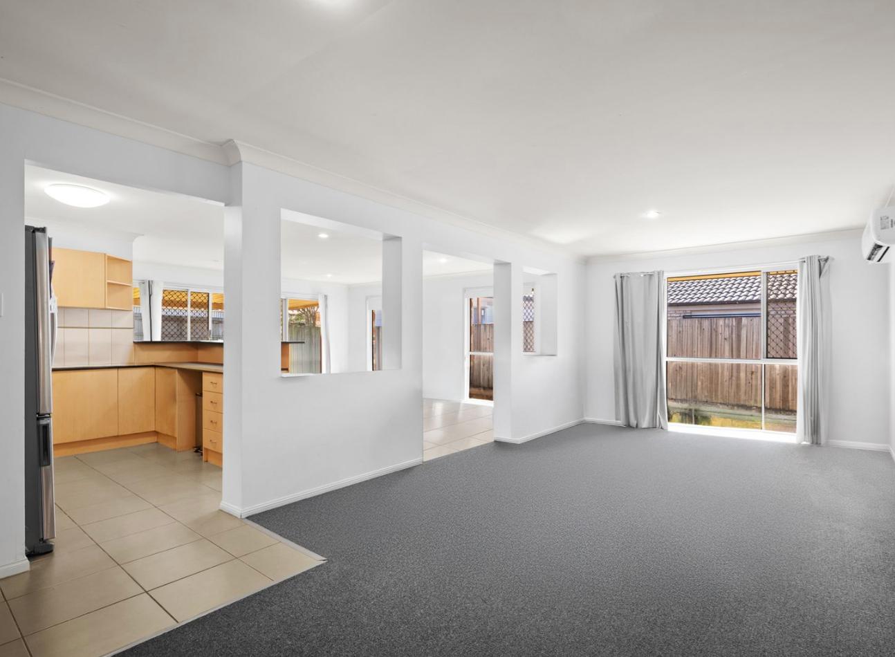 SPACIOUS FAMILY HOME WITH MULTIPLE LIVING AREAS