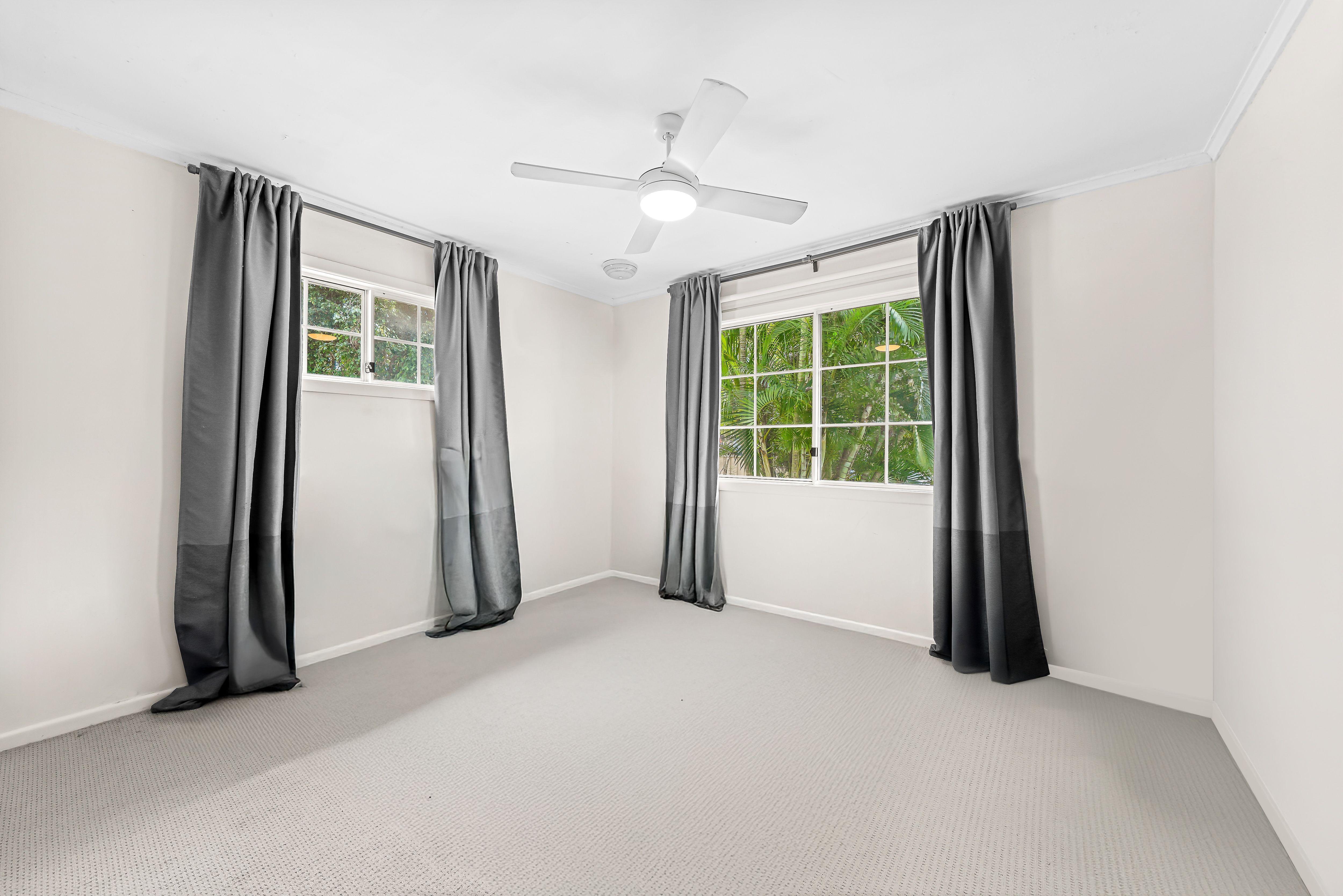 Highset home in Great Location