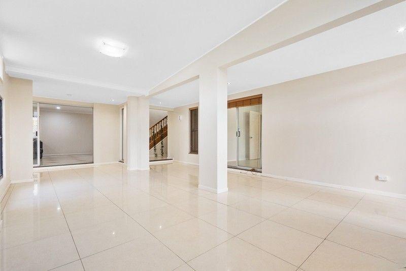 Spacious Family Home with Pool & Dual Living Options