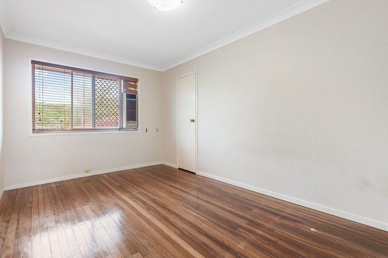 Spacious Family Home with Pool & Dual Living Options