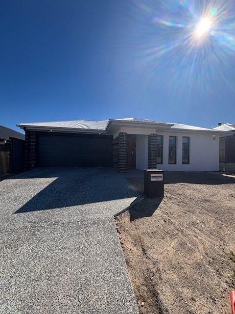 Prop-GPT: House: QLD Yarrabilba, QLD 4207 Queensland 4207