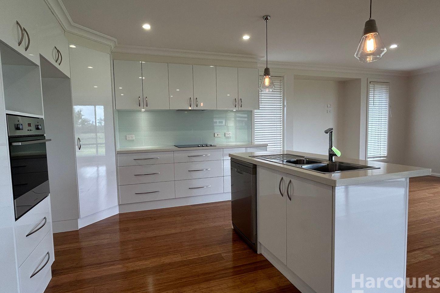 10 Jocks Place, Wauchope, NSW 2446 - House for Rent - harcourts.net