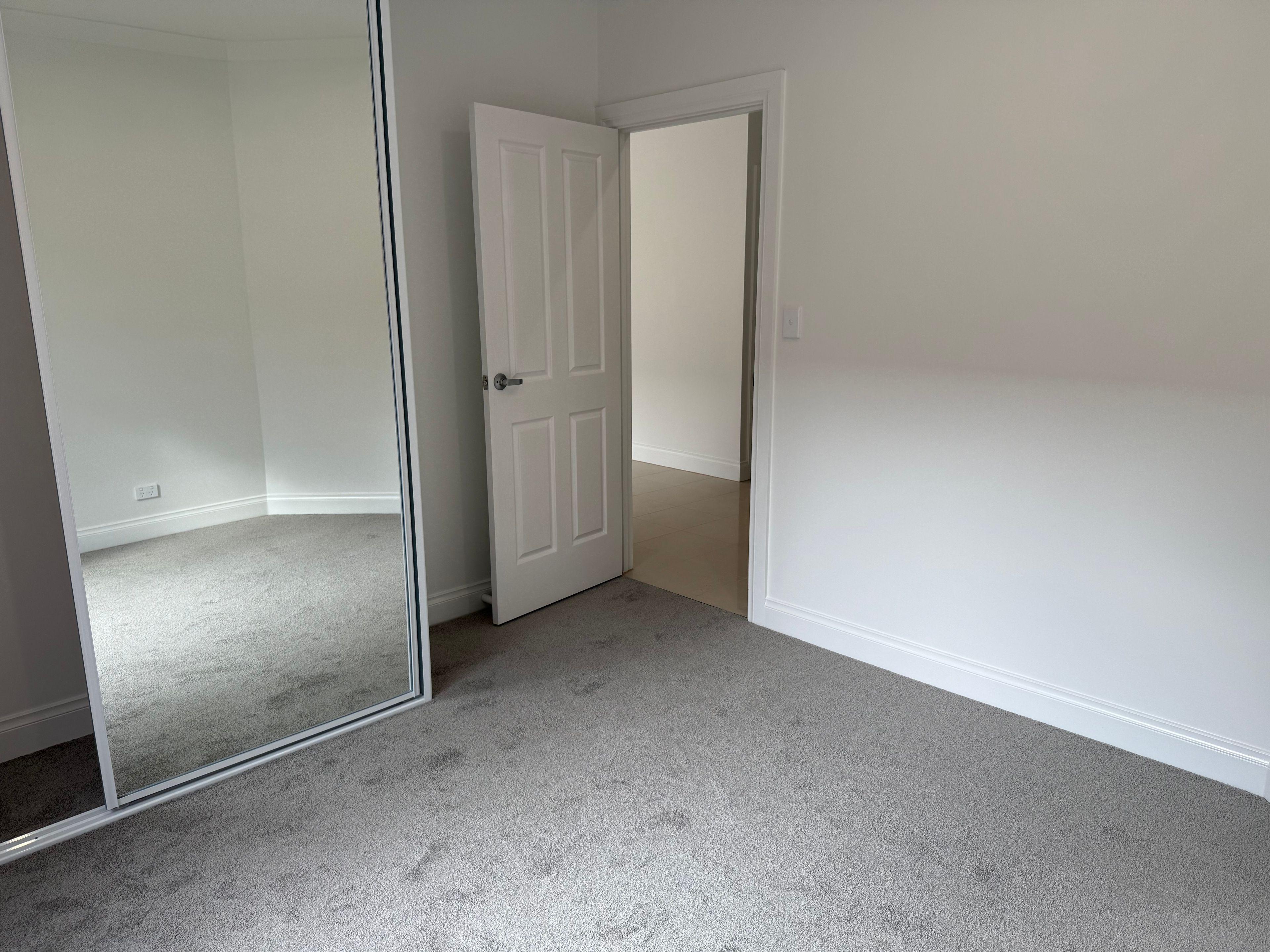 IMMACULATE FAMILY HOUSE IN GREAT SUBURB