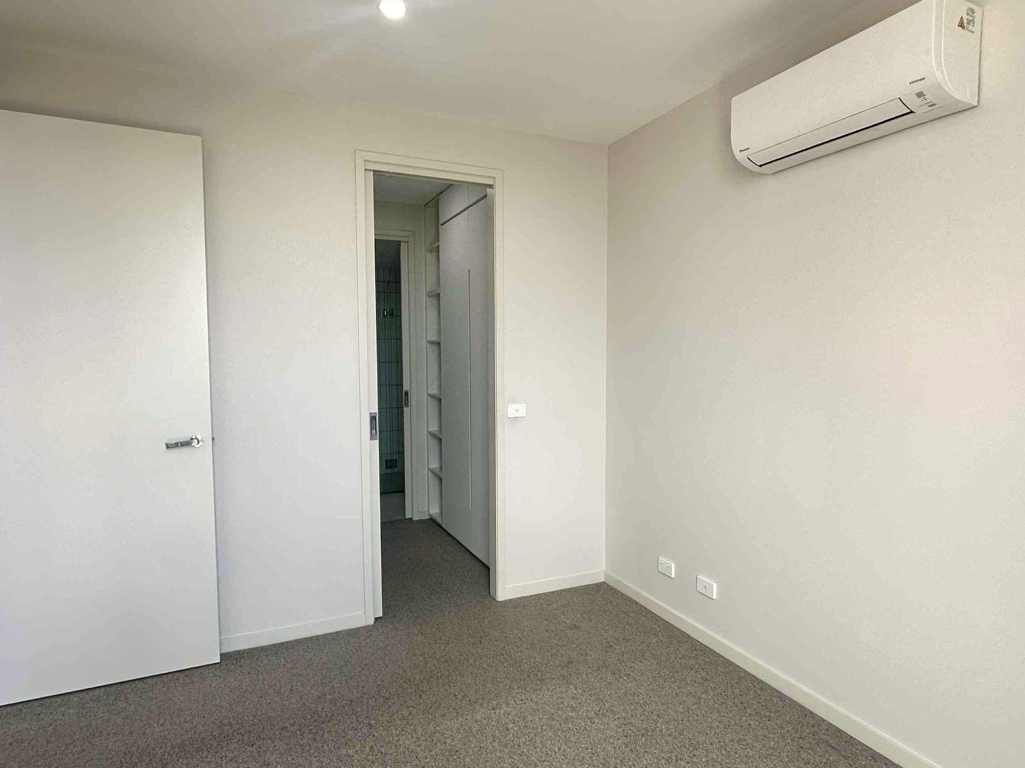 Light-Filled Apartment with Modern Appeal