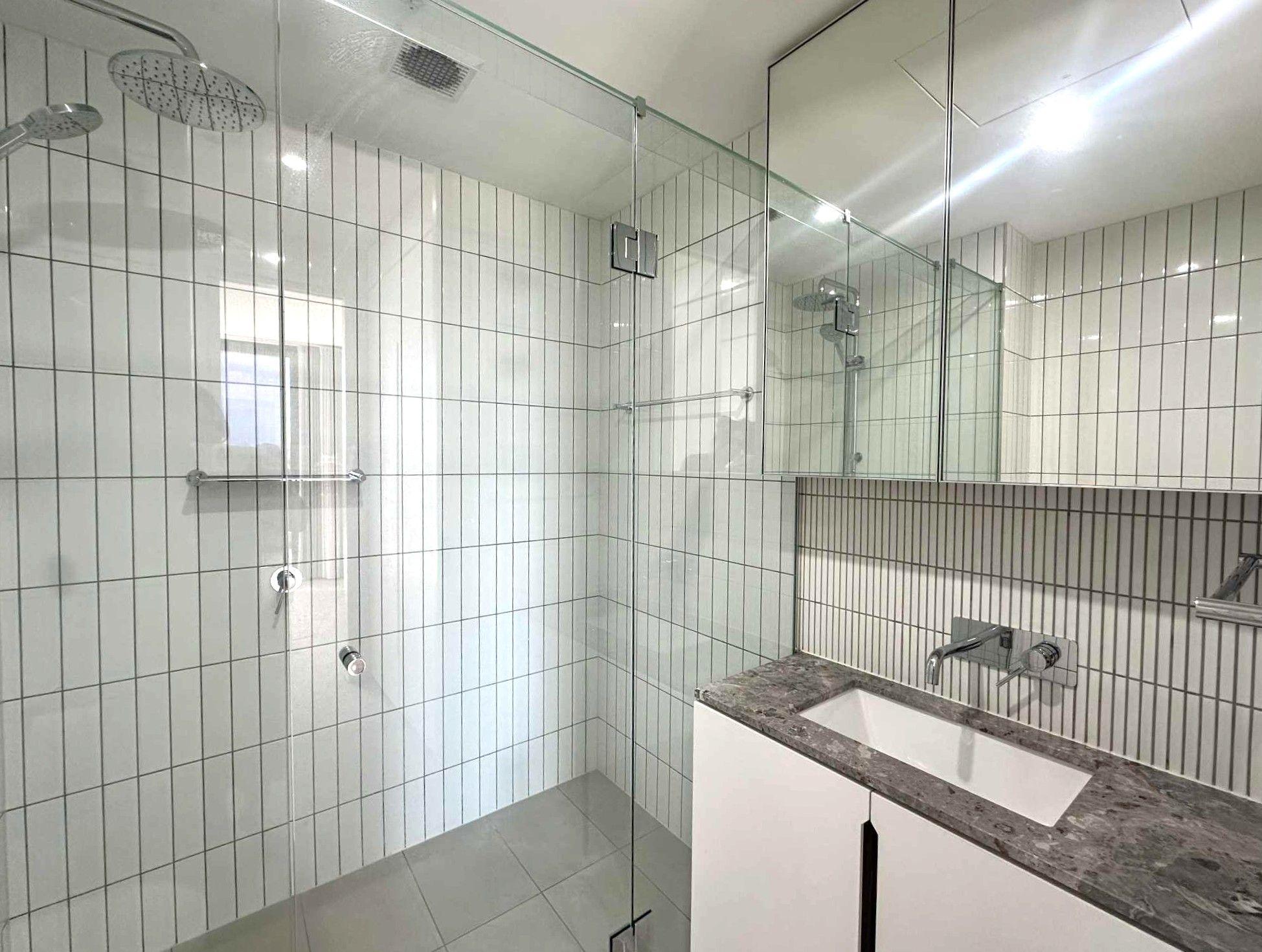 Light-Filled Apartment with Modern Appeal