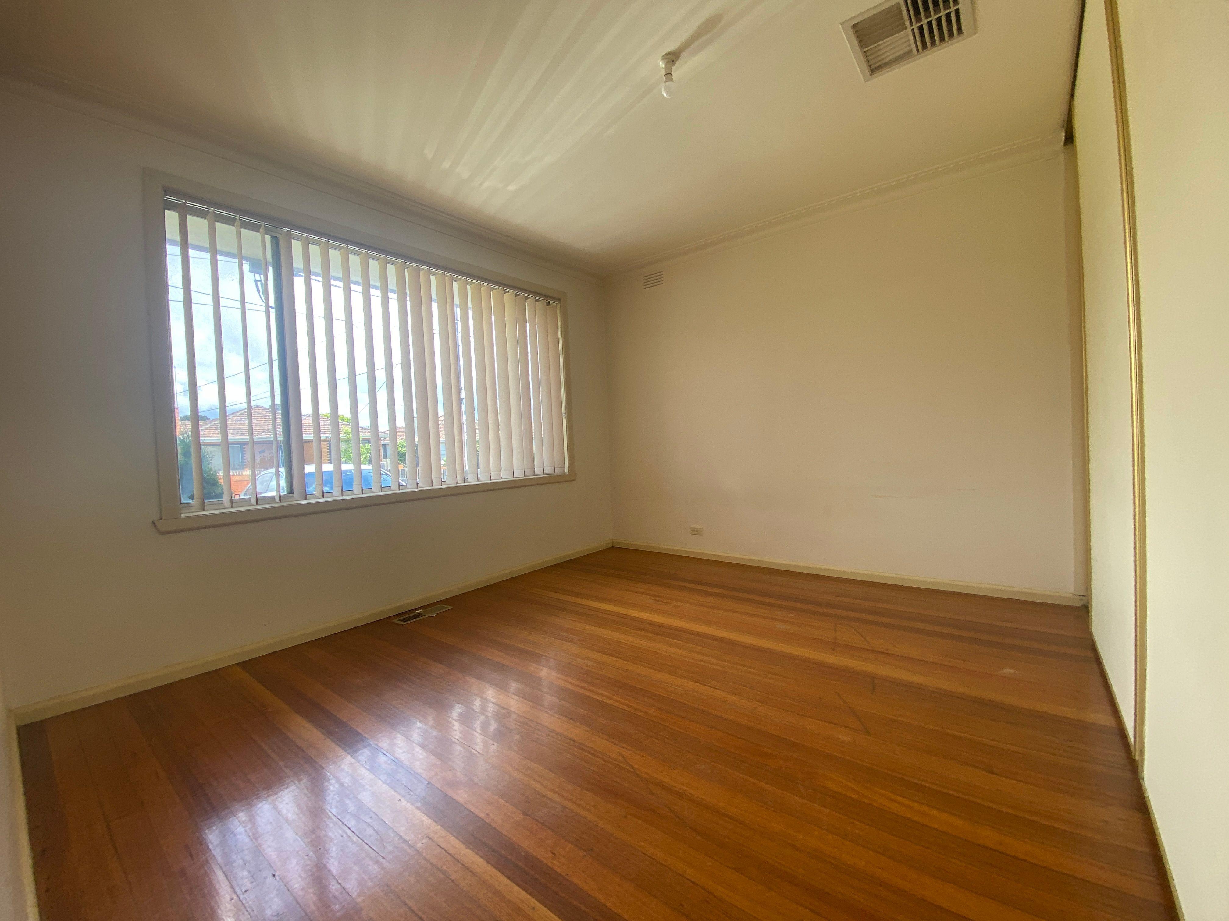 Comfortable Family Living in a Prime Lalor Location