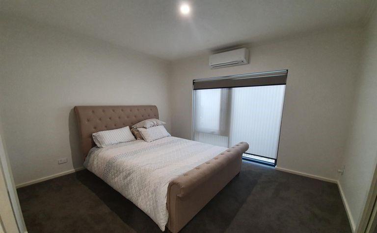 Modern Semi-Furnished Townhouse in the Heart of Tatura